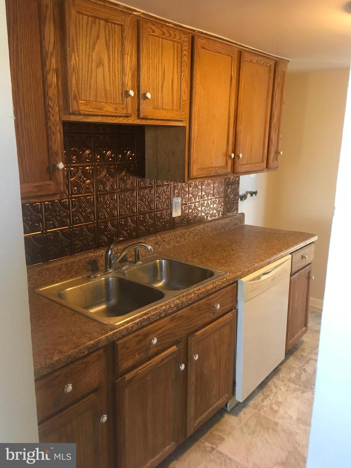 WILLIAMSTOWN - Residential Lease