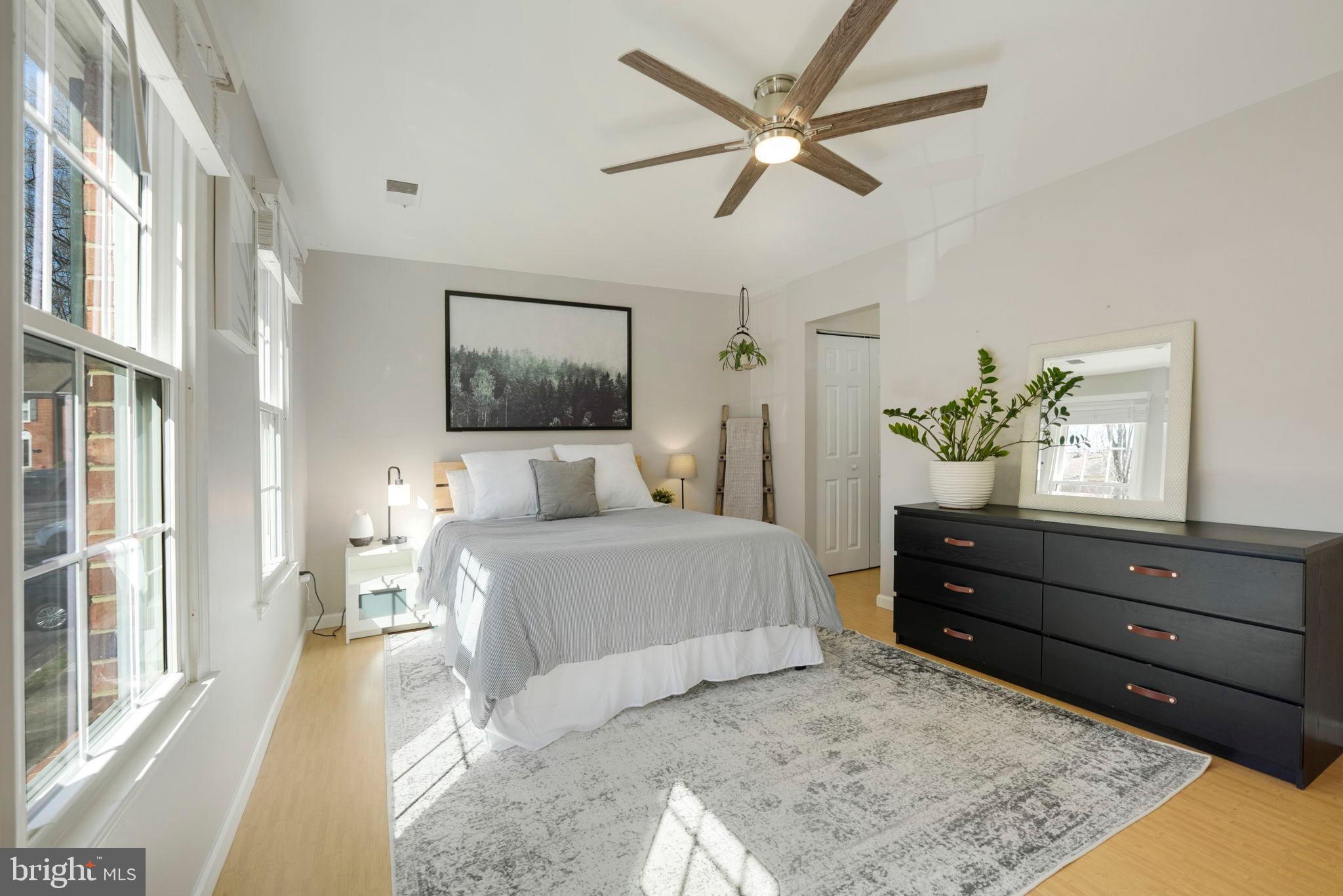 DEEPWOOD - Residential