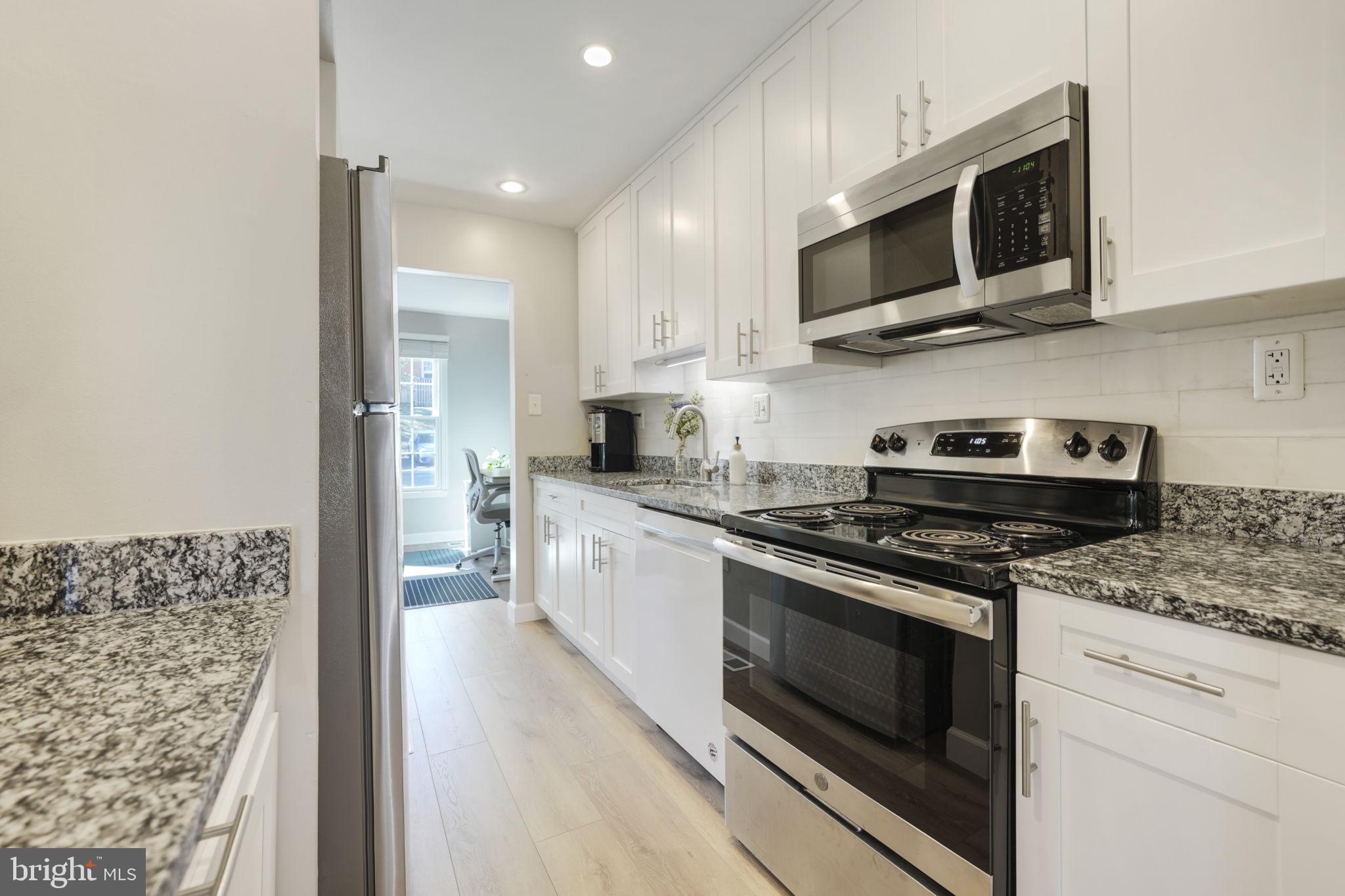 DEEPWOOD - Residential