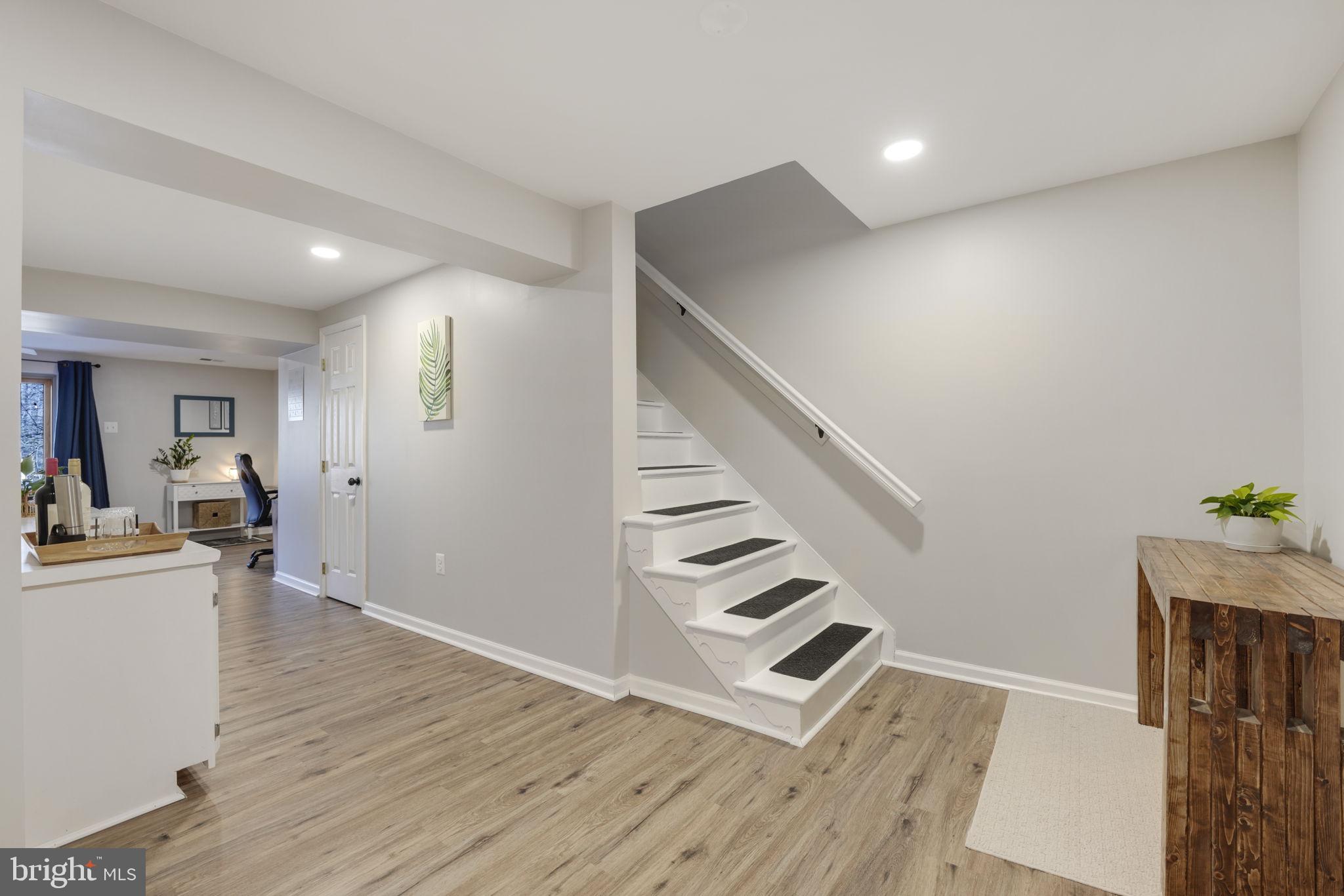 DEEPWOOD - Residential