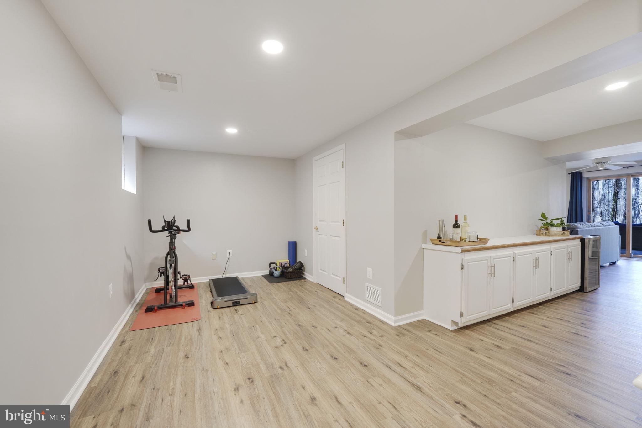 DEEPWOOD - Residential