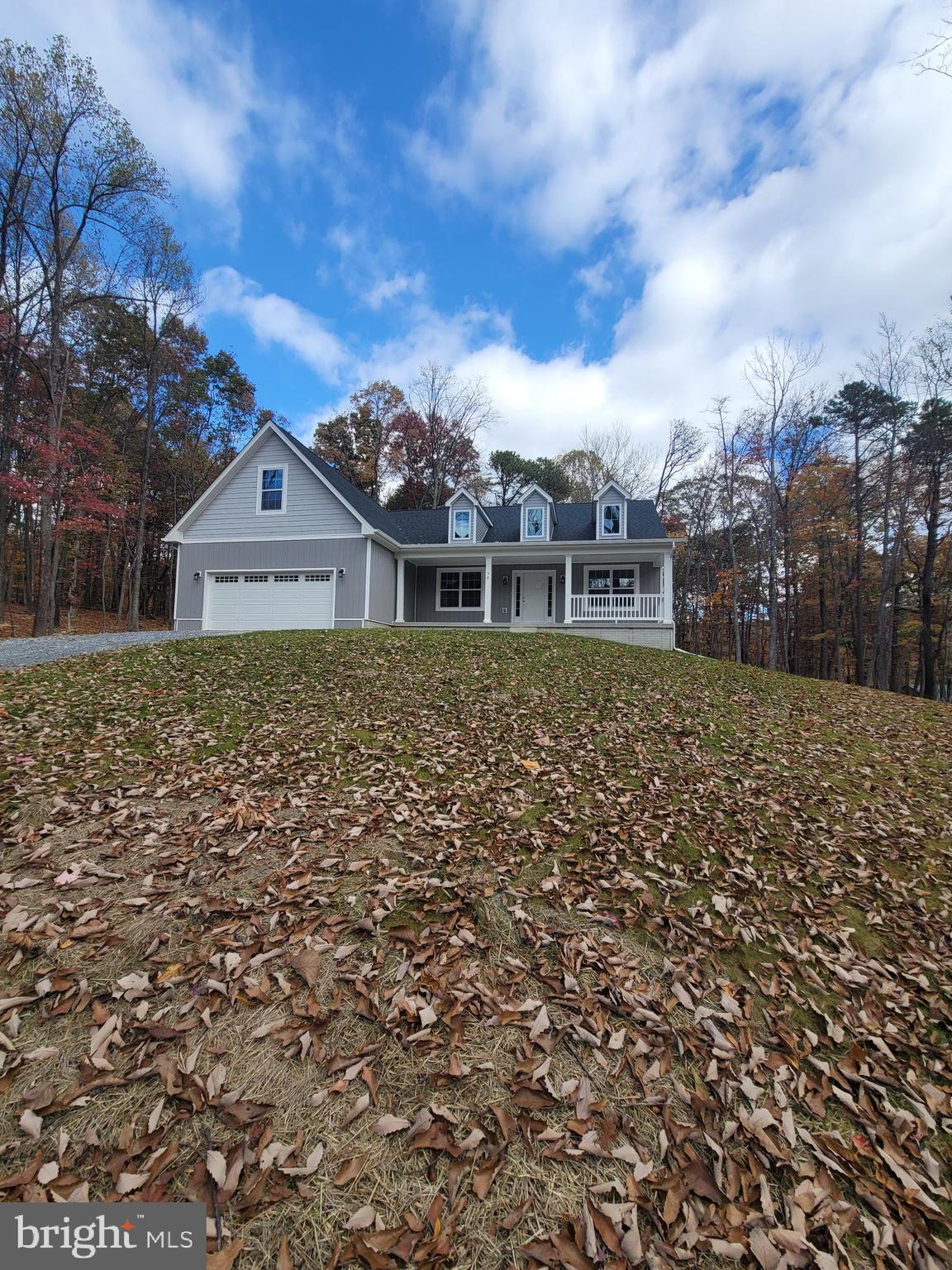 LAKE FOREST ESTATES - Residential