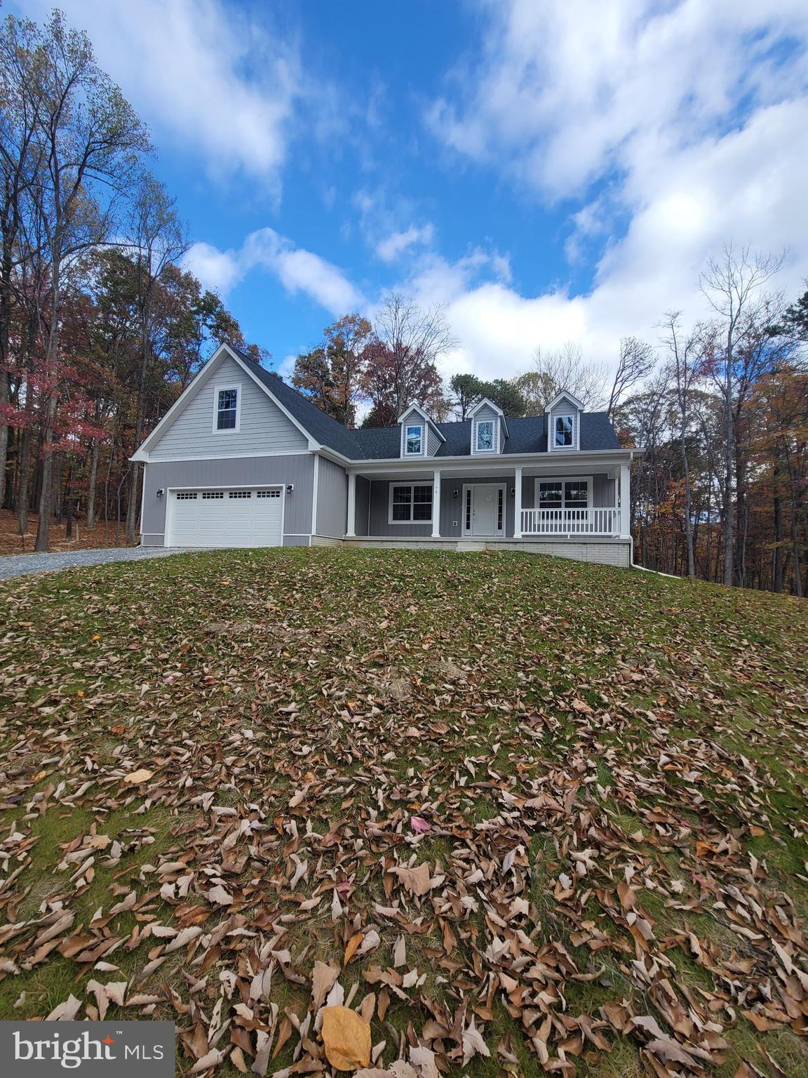 LAKE FOREST ESTATES - Residential