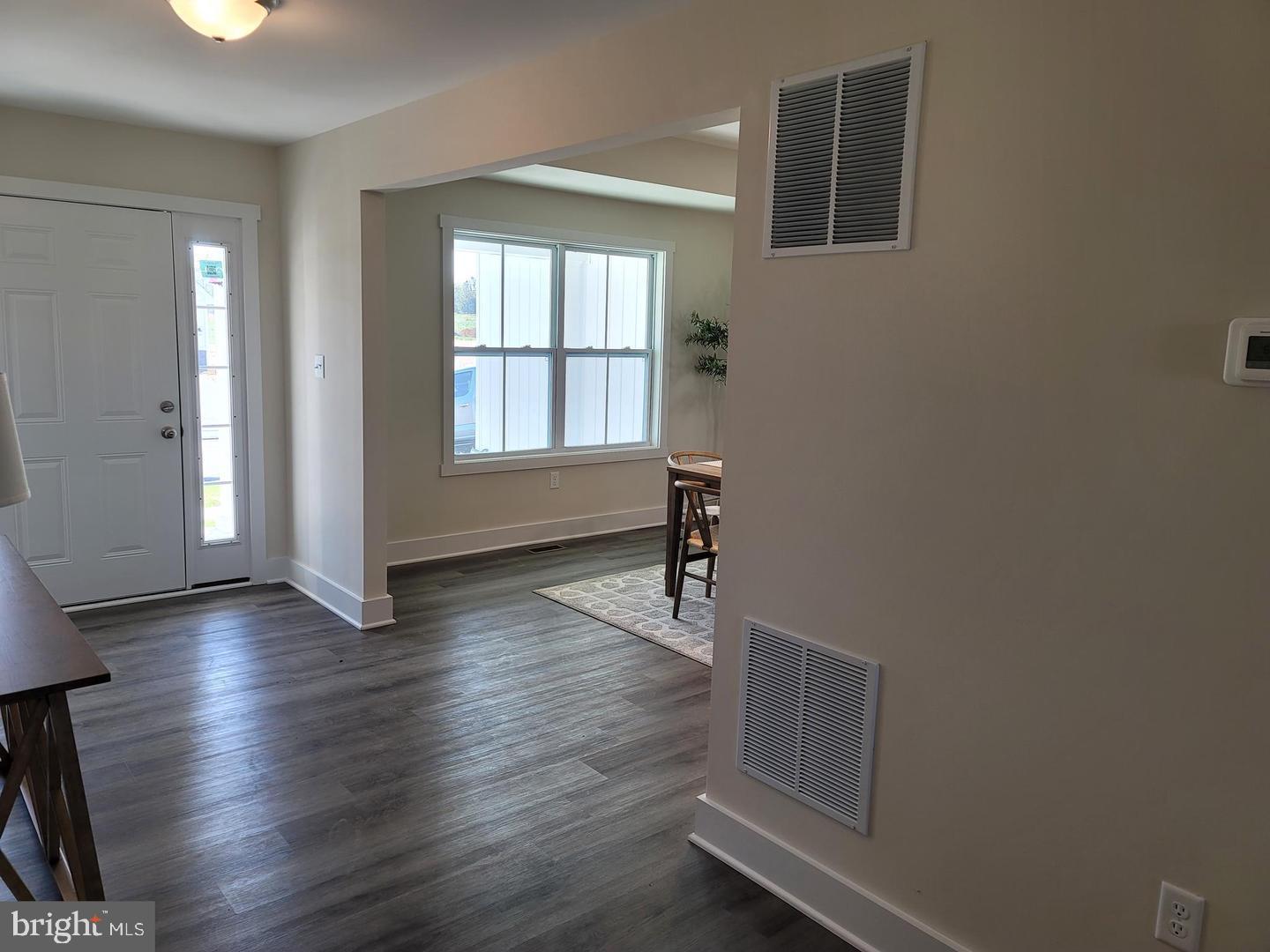 LAKE FOREST ESTATES - Residential