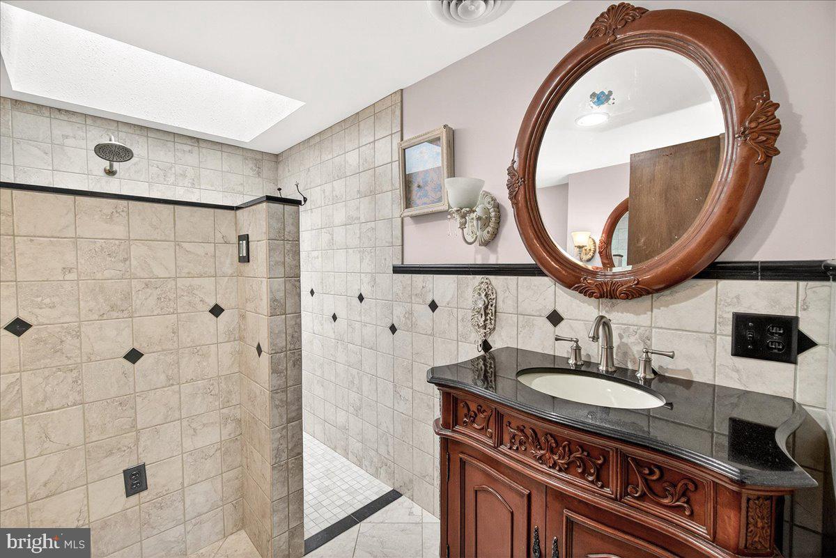 ROBINWOOD - Residential