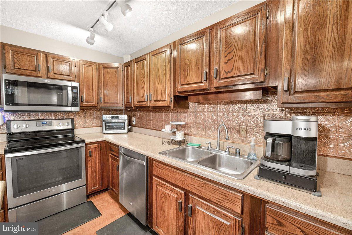 ROBINWOOD - Residential