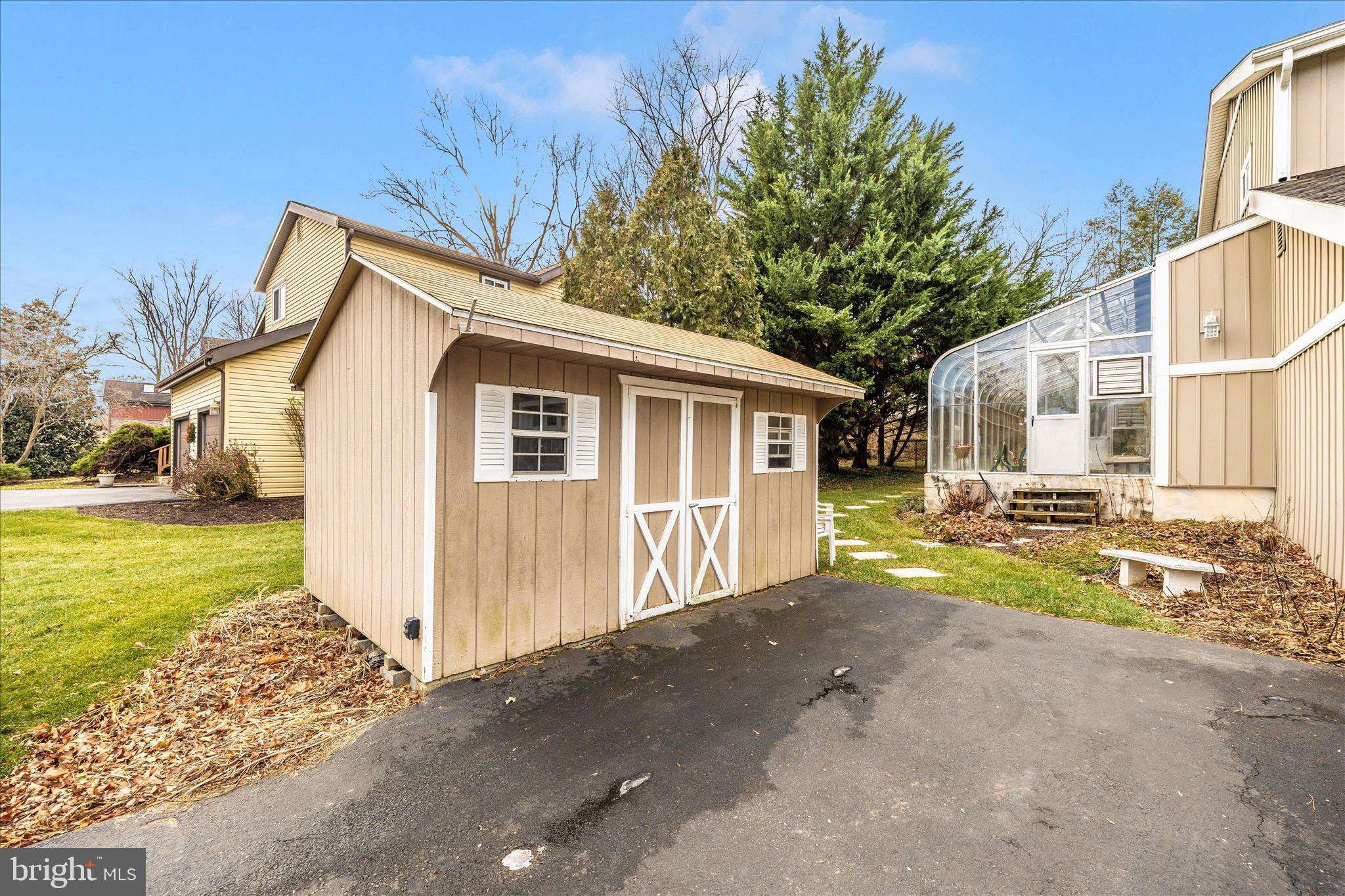 ROBINWOOD - Residential