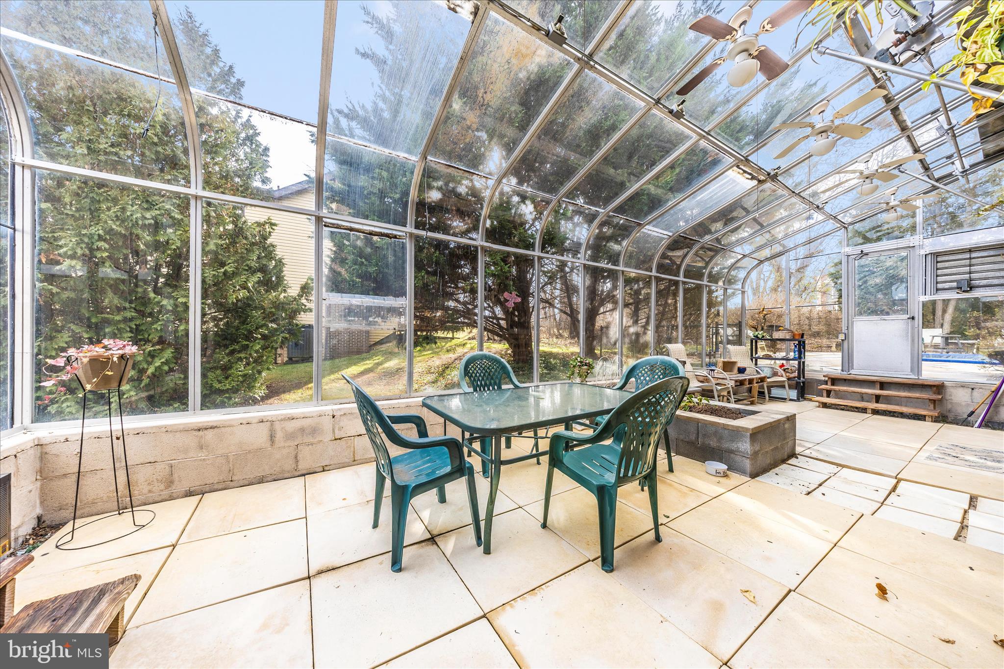 ROBINWOOD - Residential