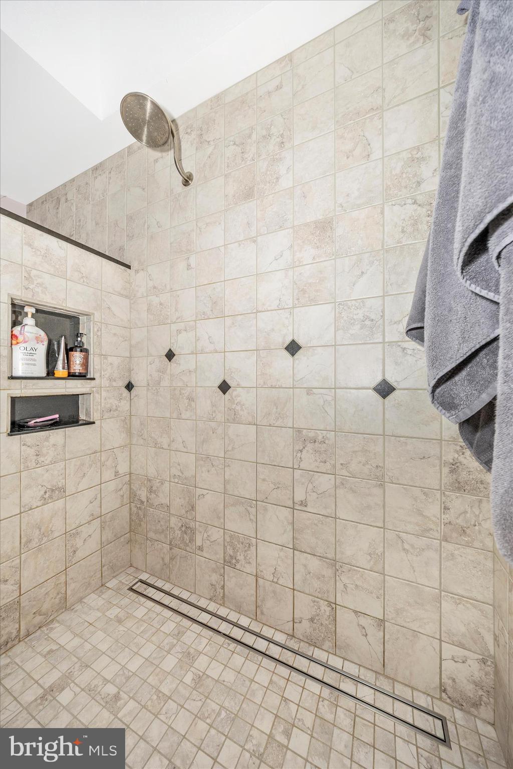 ROBINWOOD - Residential