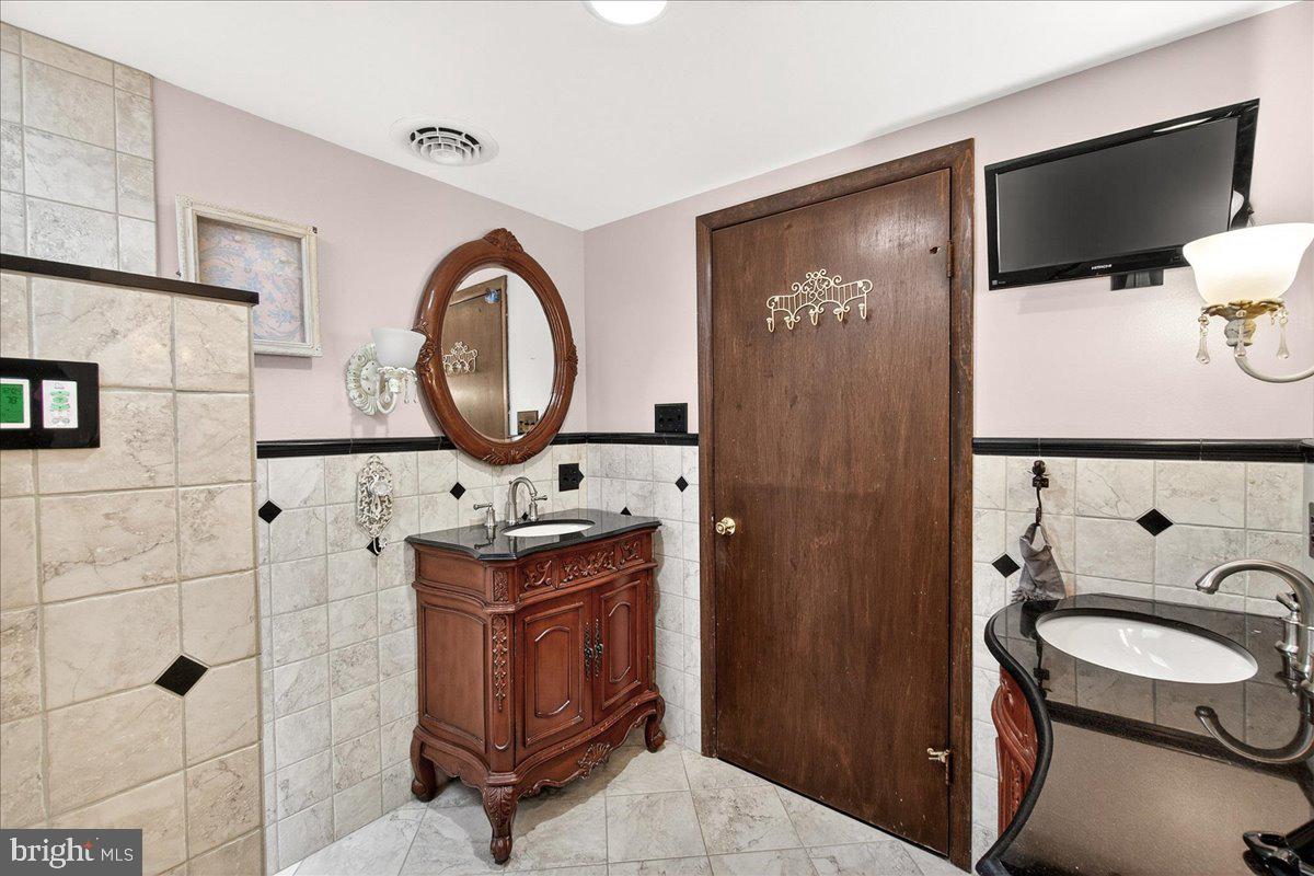 ROBINWOOD - Residential