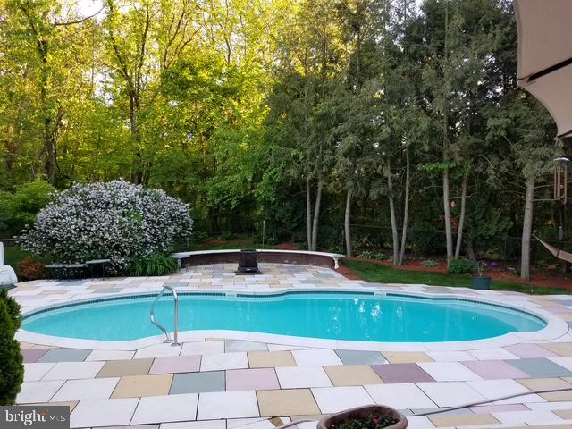 ROBINWOOD - Residential