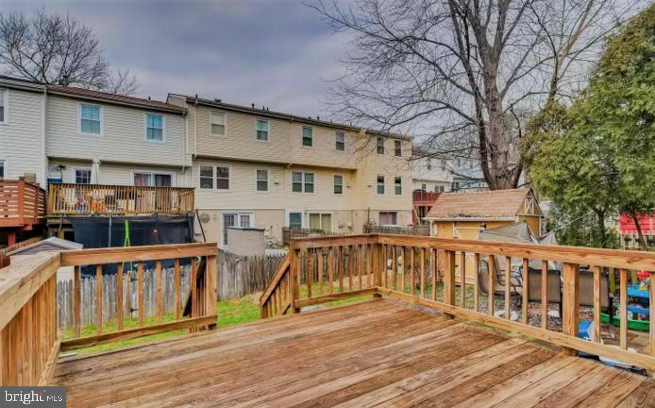 BELMONT - Residential Lease