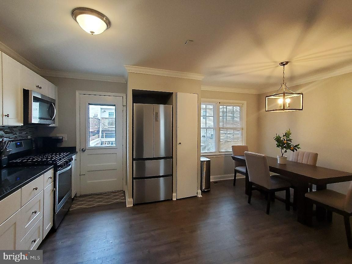 BELMONT - Residential Lease