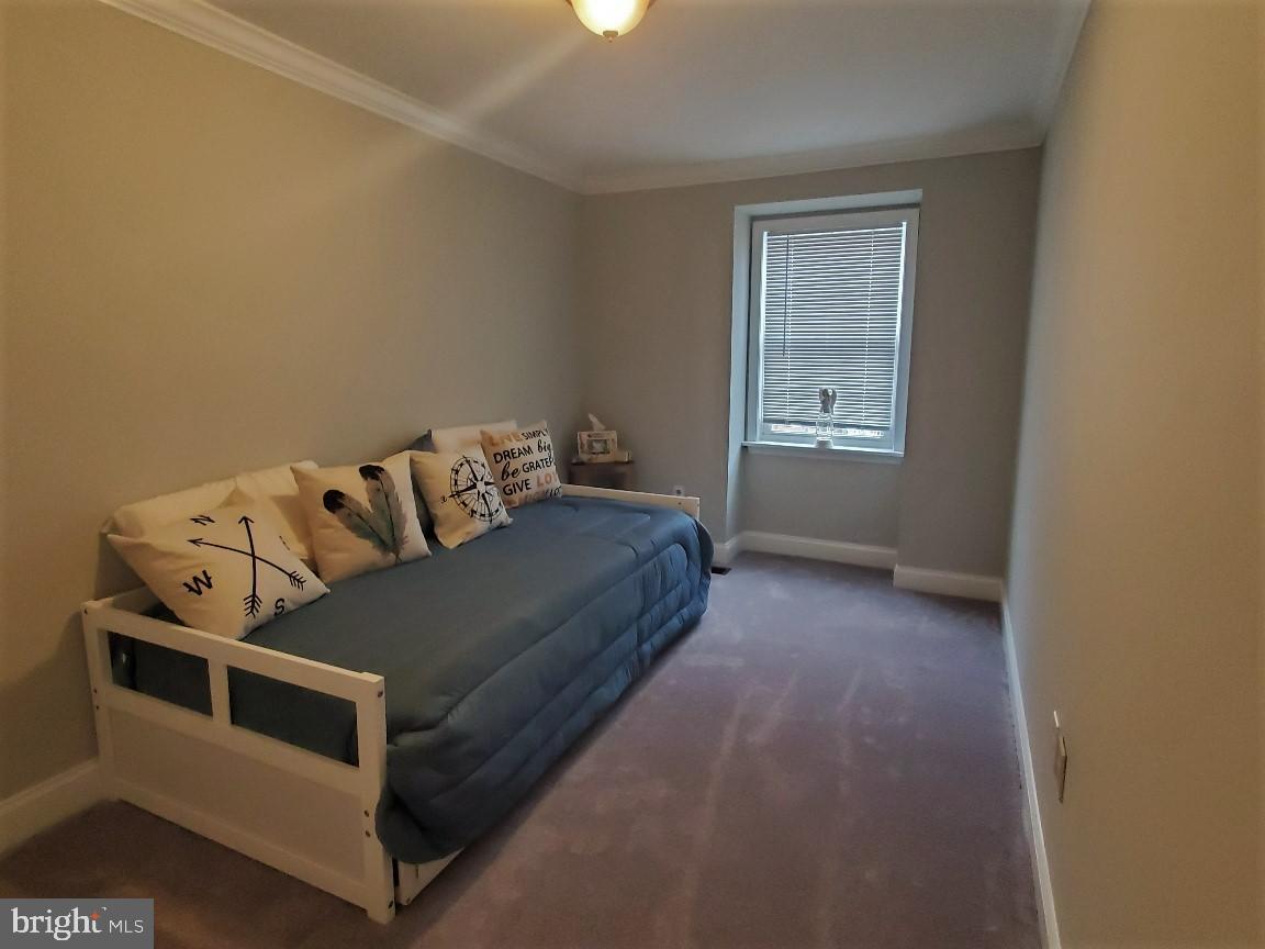 BELMONT - Residential Lease