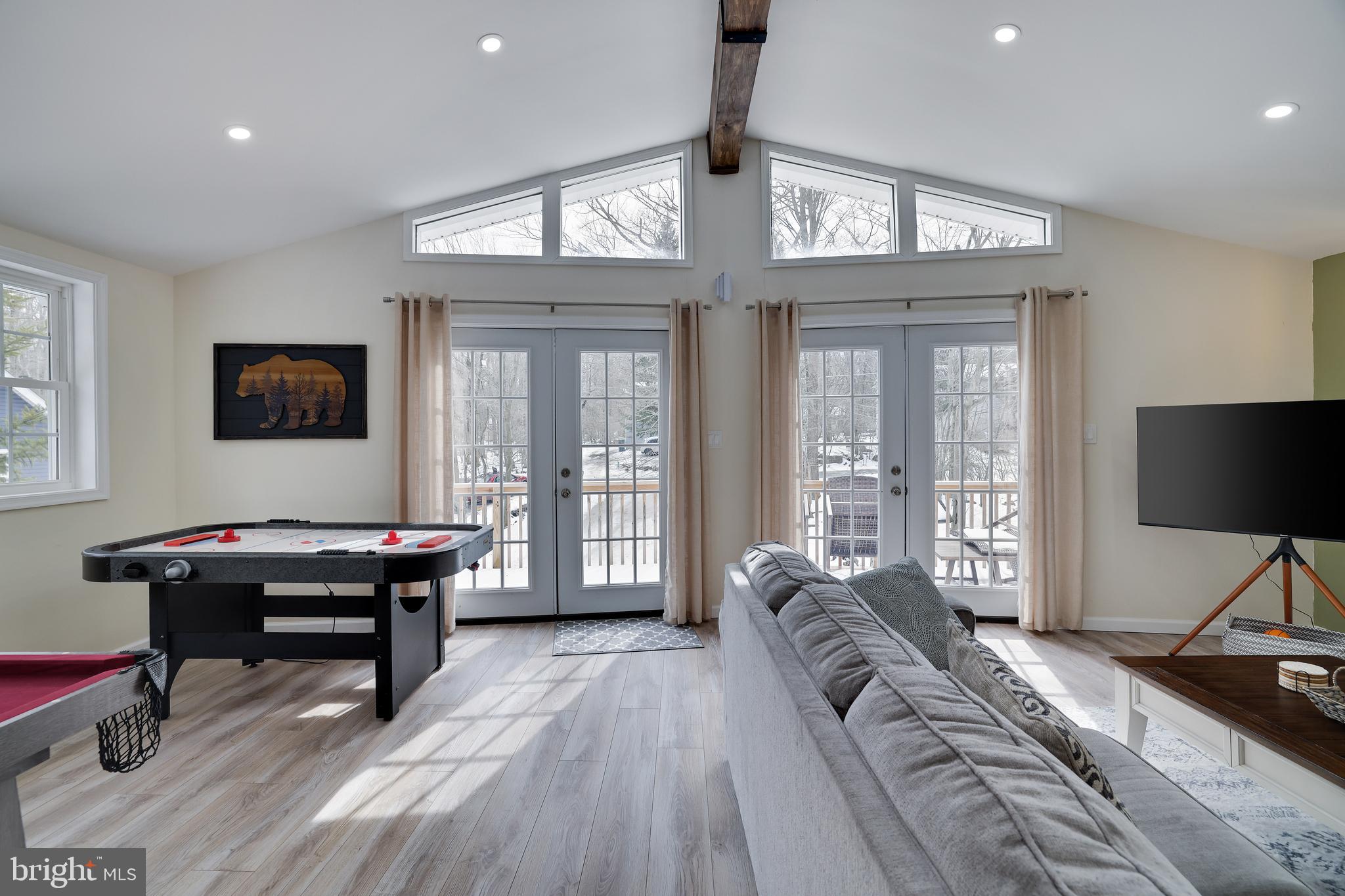 POCONO COUNTRY PLACE - Residential