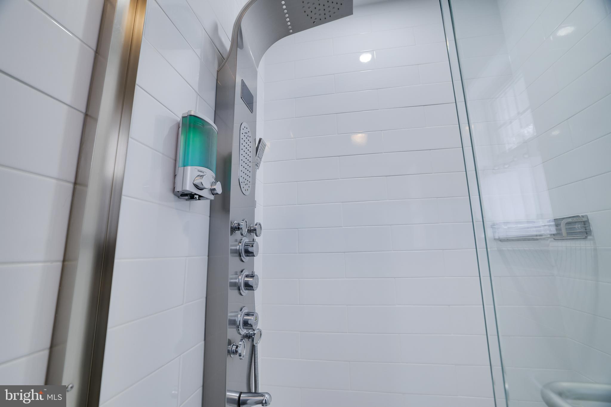 POCONO COUNTRY PLACE - Residential