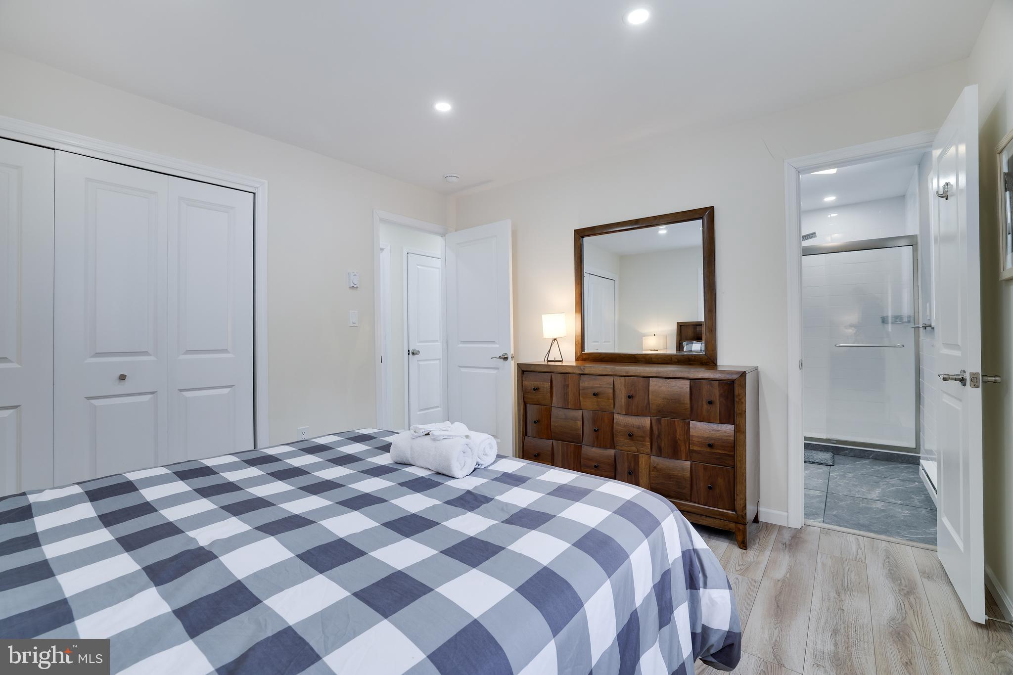 POCONO COUNTRY PLACE - Residential