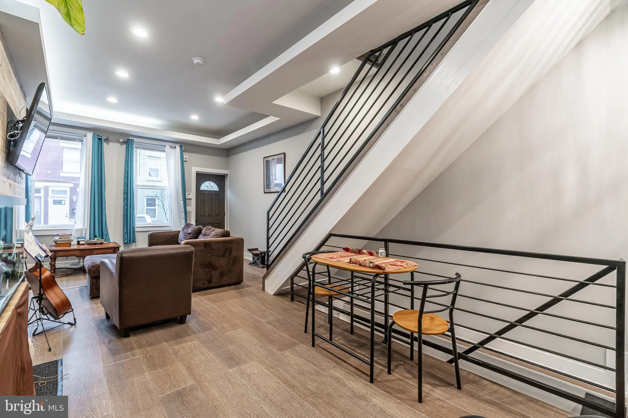 Philadelphia, Pennsylvania 19125, United States, 3 Bedrooms Bedrooms, ,2 BathroomsBathrooms,Residential,Pending,26004