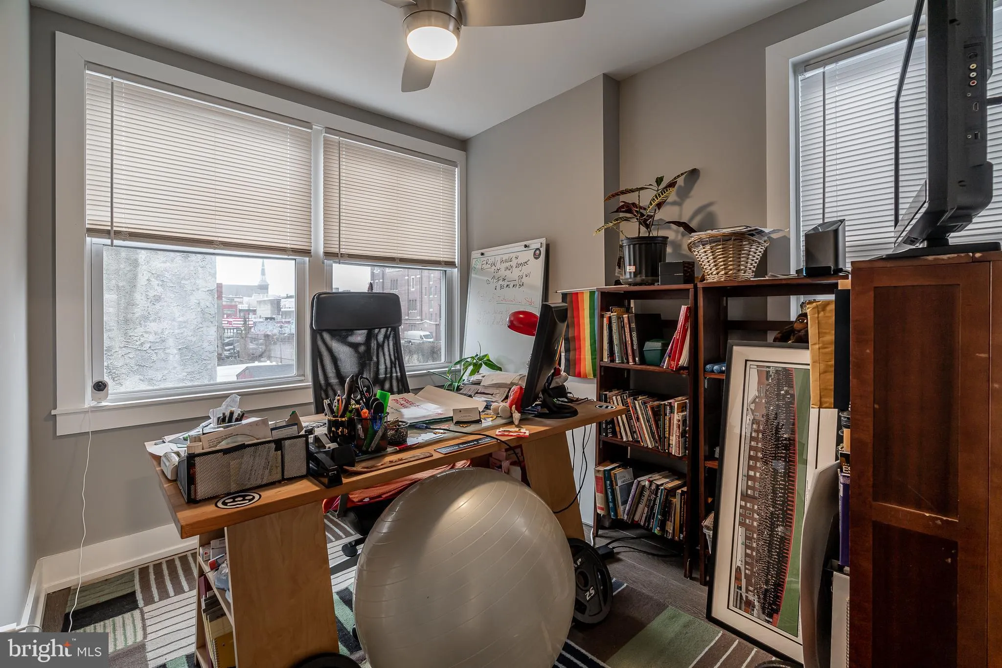 Philadelphia, Pennsylvania 19125, United States, 3 Bedrooms Bedrooms, ,2 BathroomsBathrooms,Residential,Pending,26004
