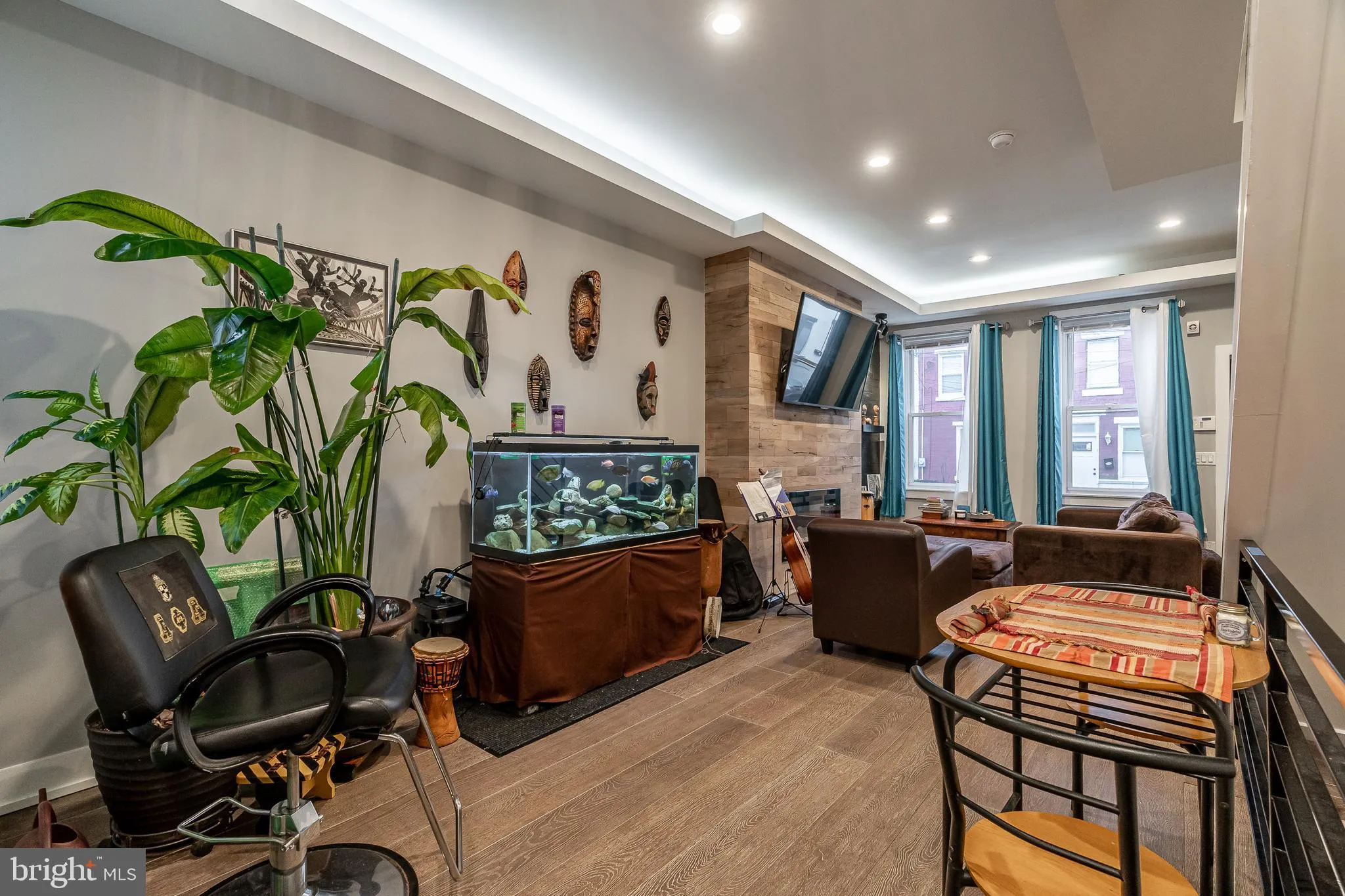 Philadelphia, Pennsylvania 19125, United States, 3 Bedrooms Bedrooms, ,2 BathroomsBathrooms,Residential,Pending,26004