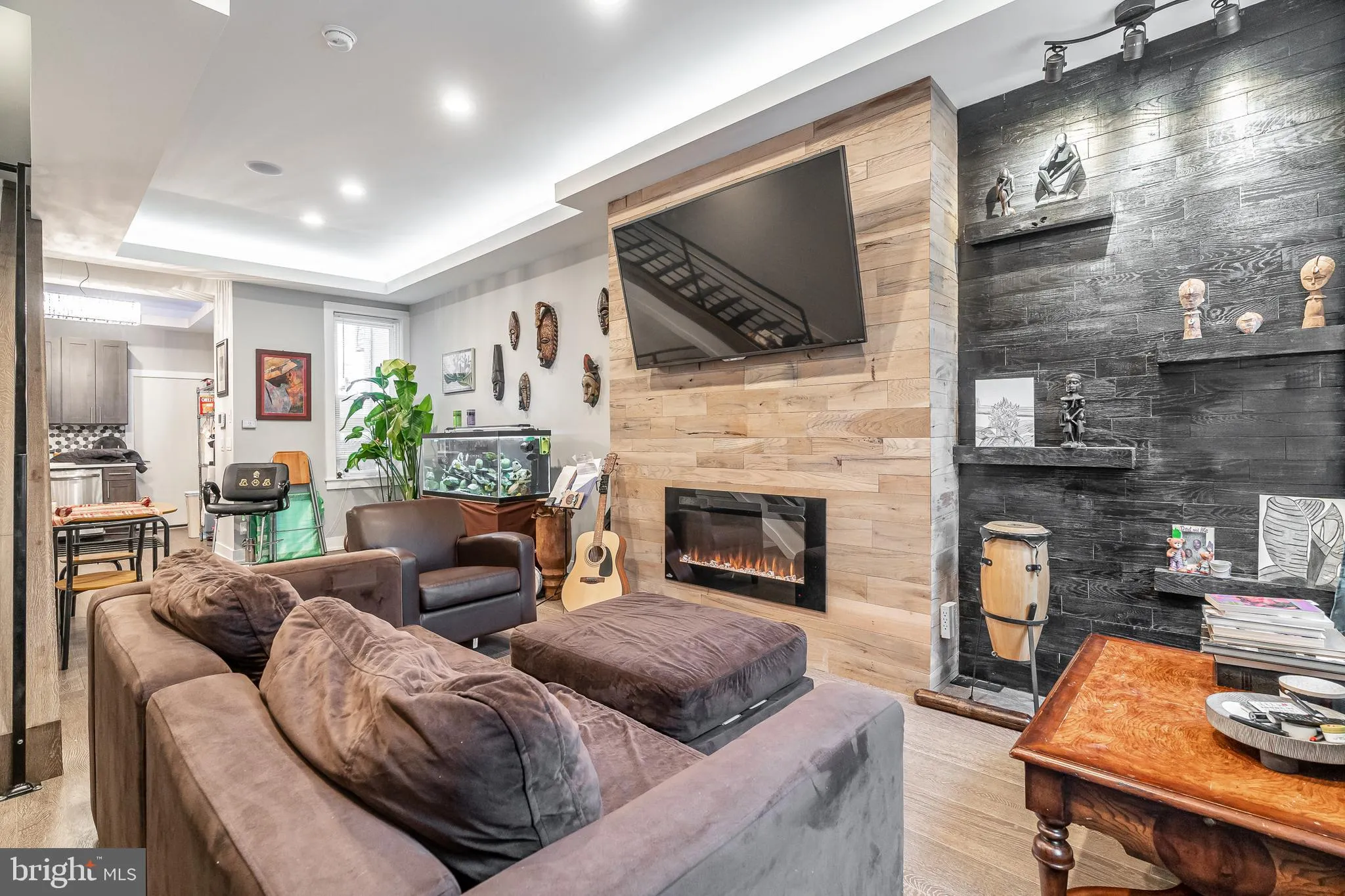 Philadelphia, Pennsylvania 19125, United States, 3 Bedrooms Bedrooms, ,2 BathroomsBathrooms,Residential,Pending,26004