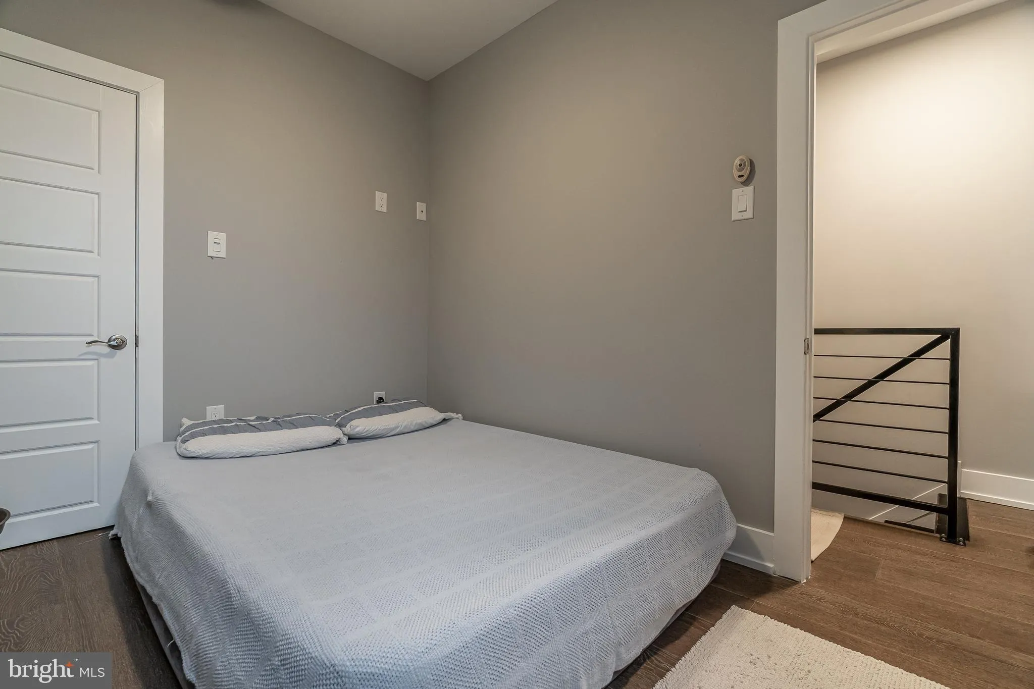 Philadelphia, Pennsylvania 19125, United States, 3 Bedrooms Bedrooms, ,2 BathroomsBathrooms,Residential,Pending,26004