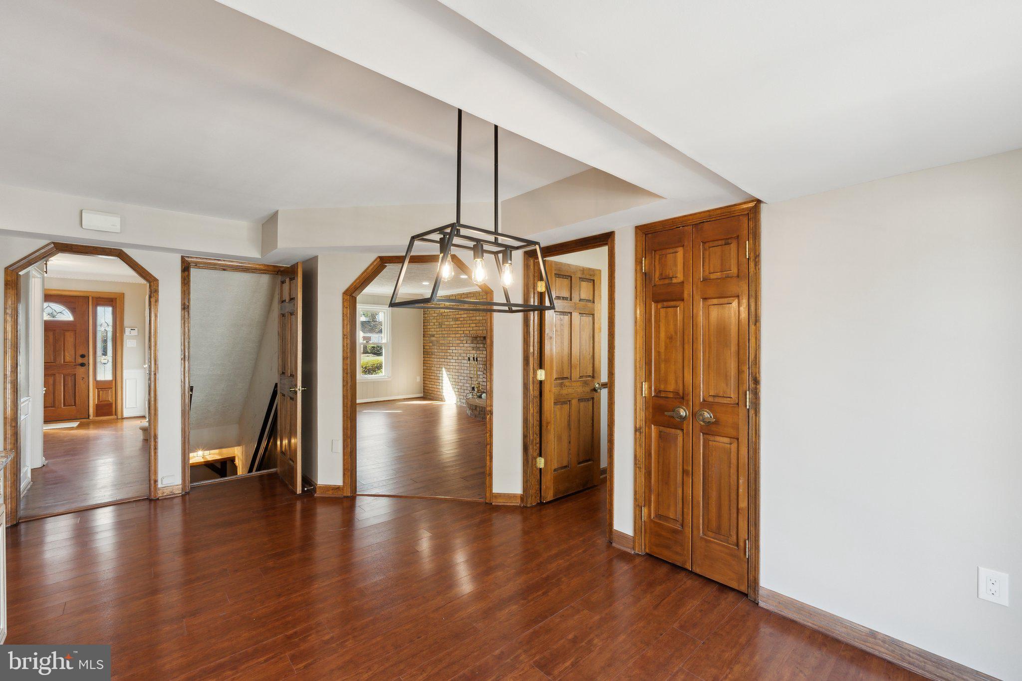 CHURCHILL TOWN SECTOR - Residential