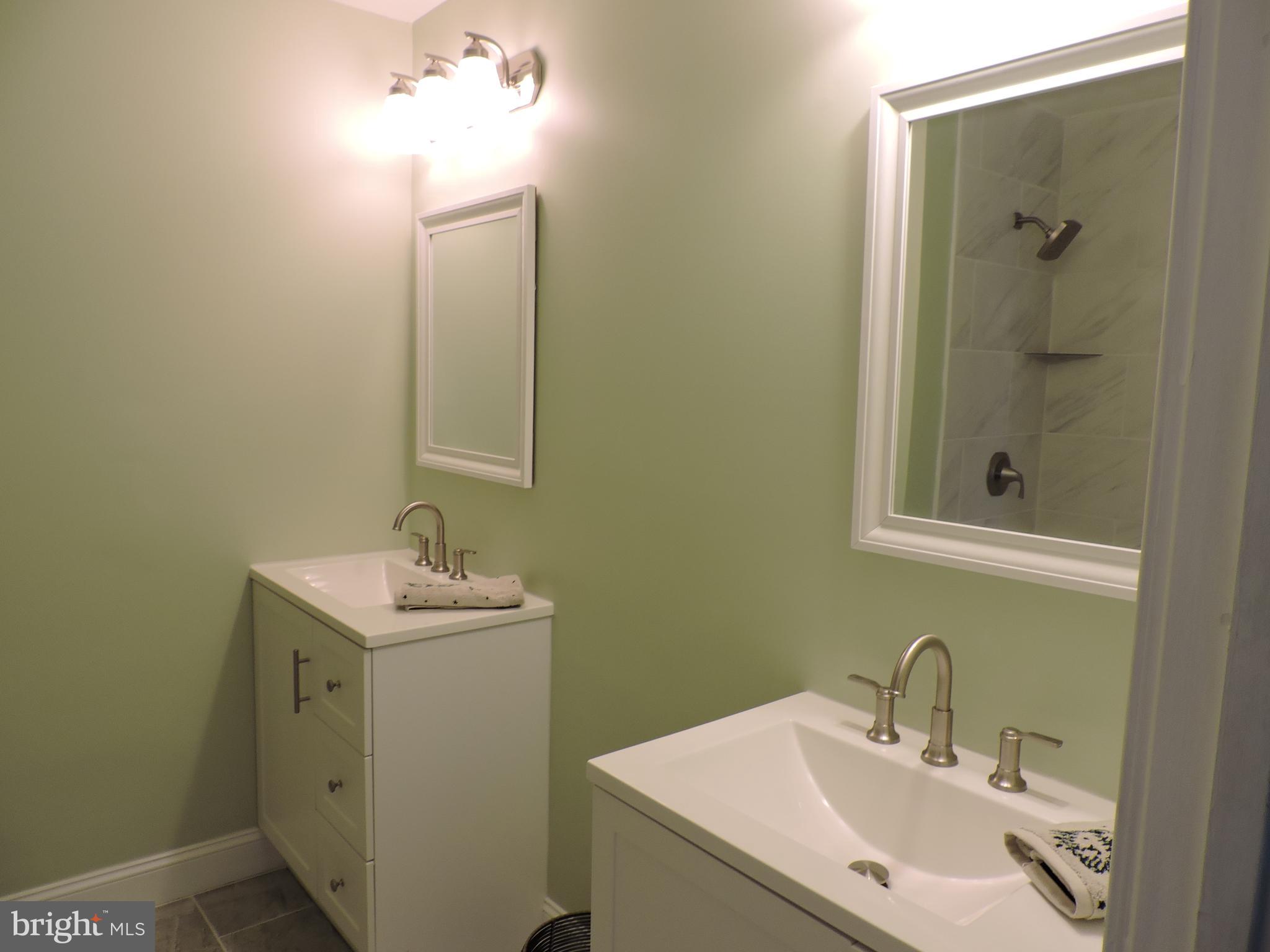 GWYNEDD POINTE - Residential