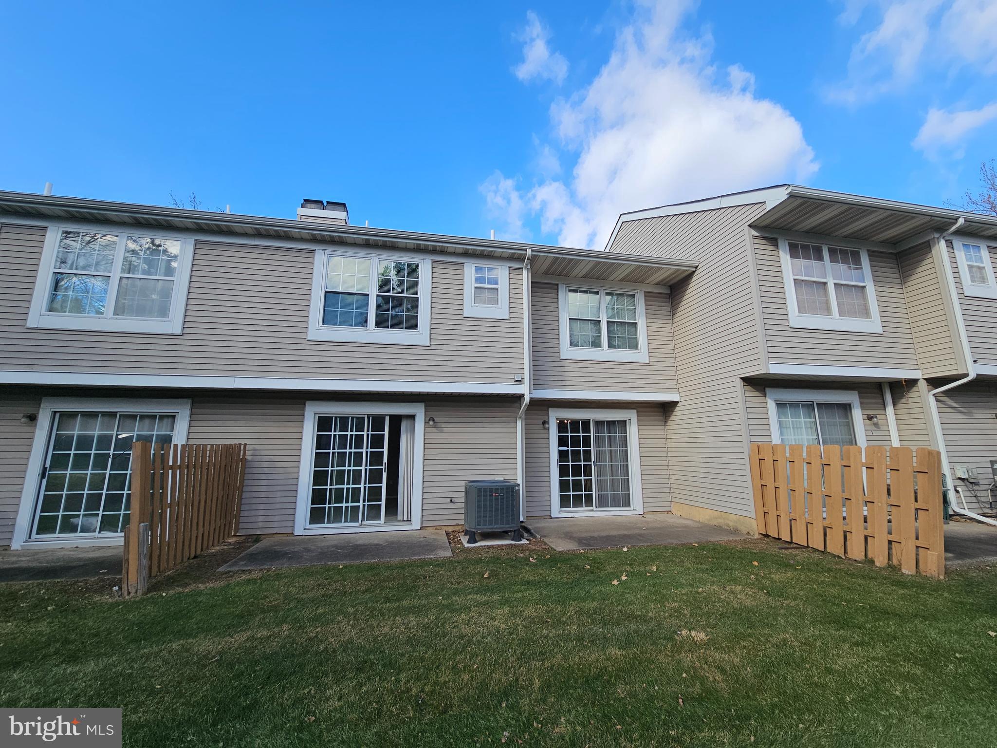 GWYNEDD POINTE - Residential