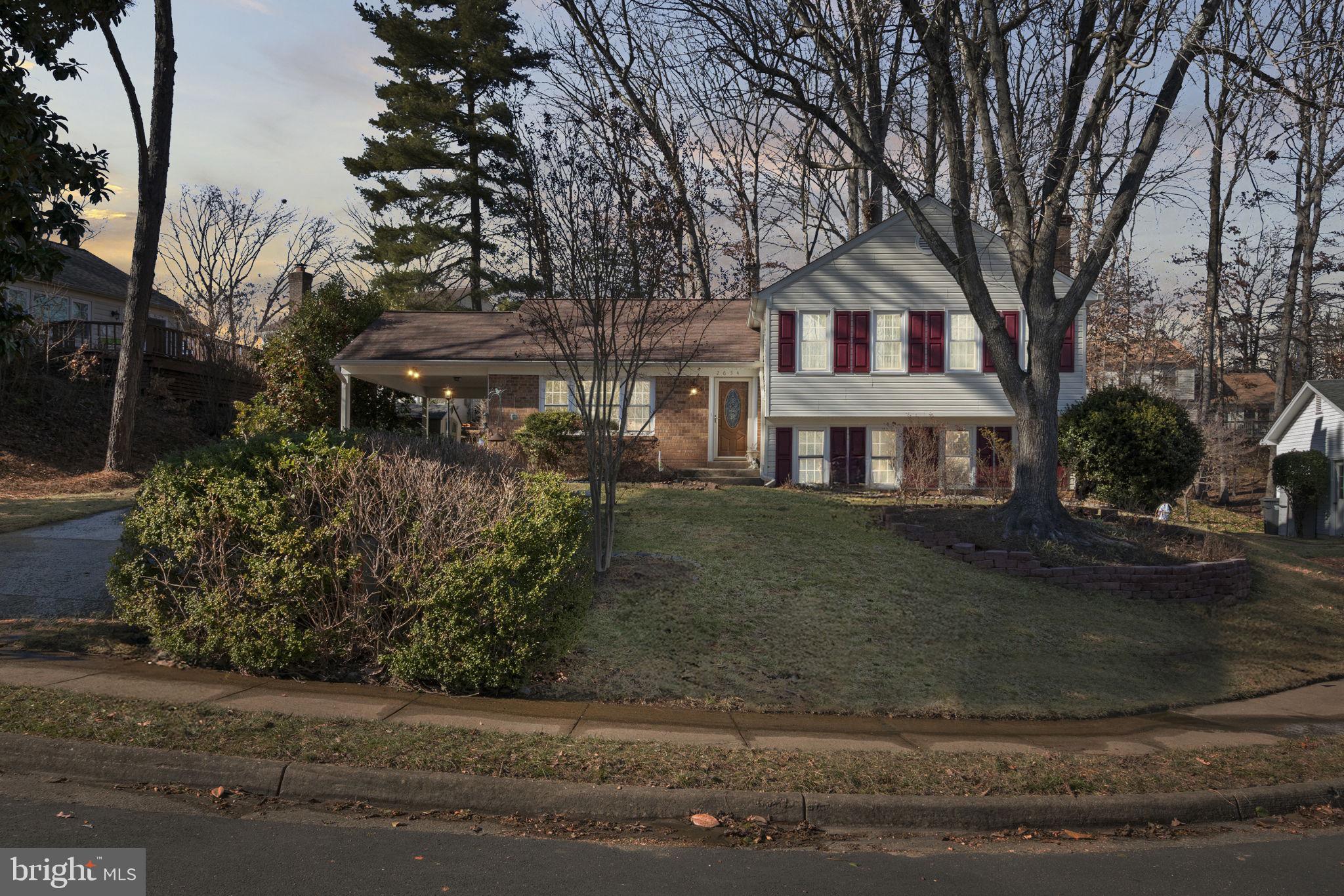 LAKE RIDGE - Residential