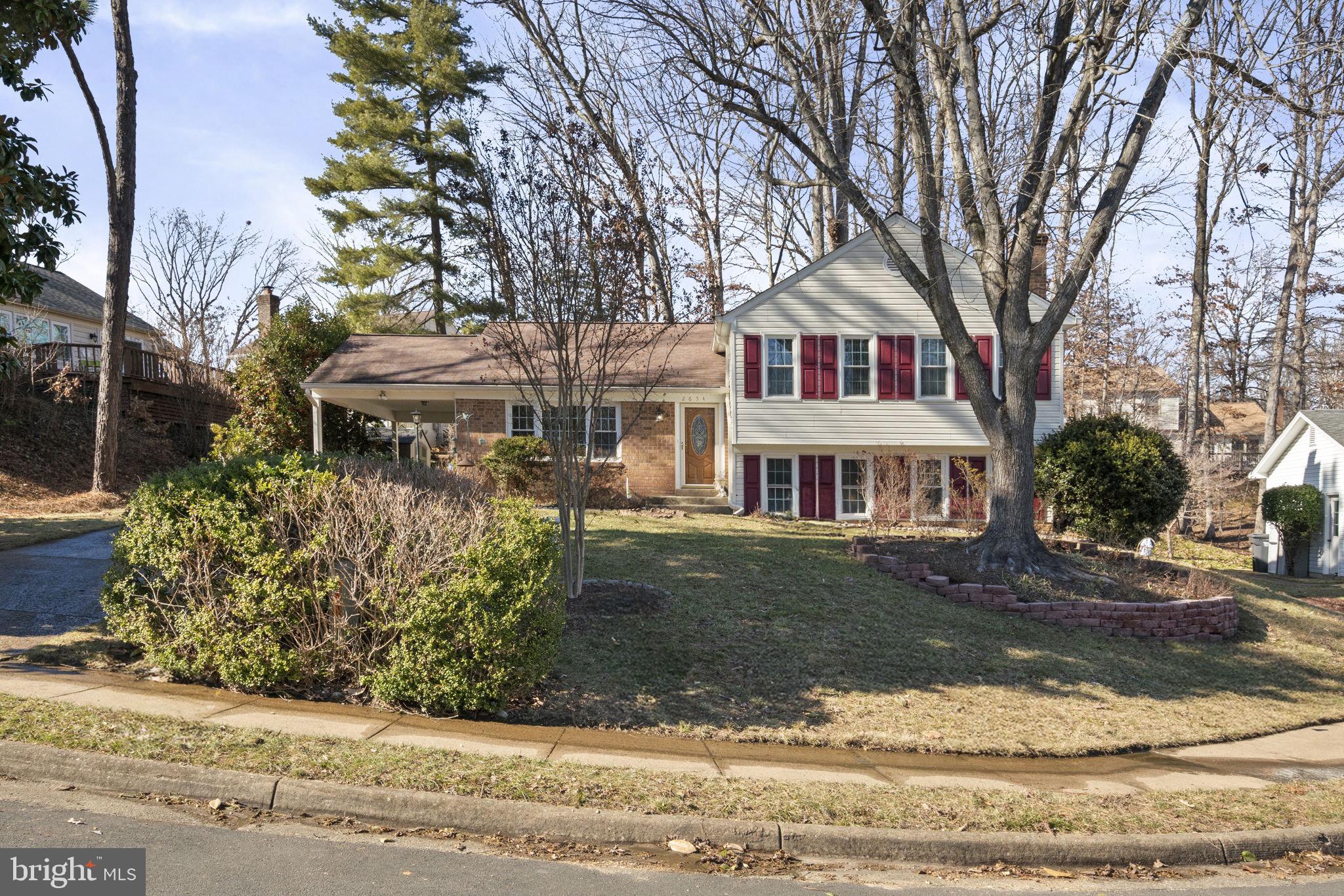 LAKE RIDGE - Residential