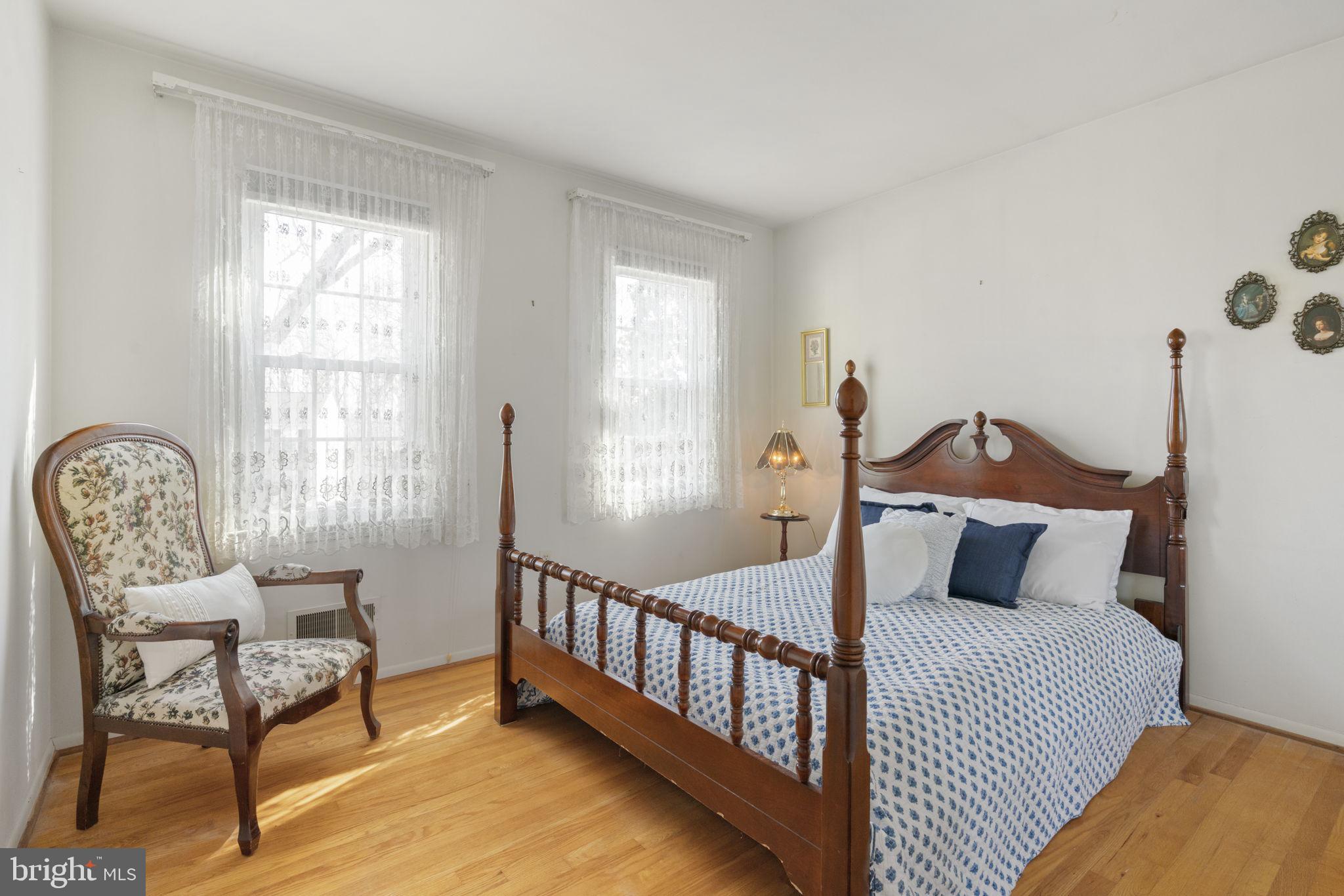 LAKE RIDGE - Residential