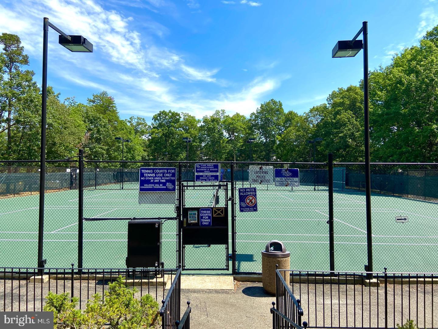 LAKE RIDGE - Residential