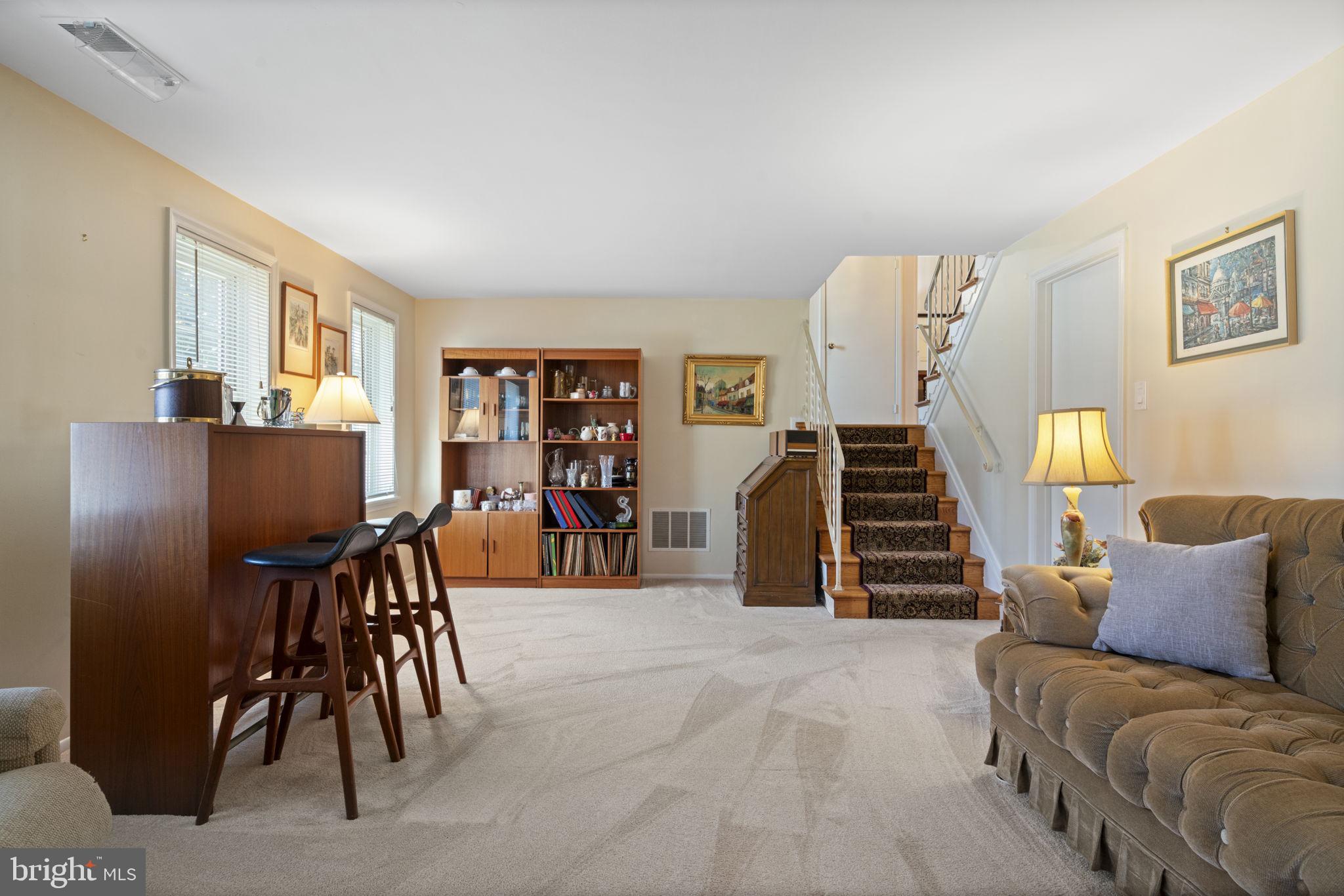 LAKE RIDGE - Residential