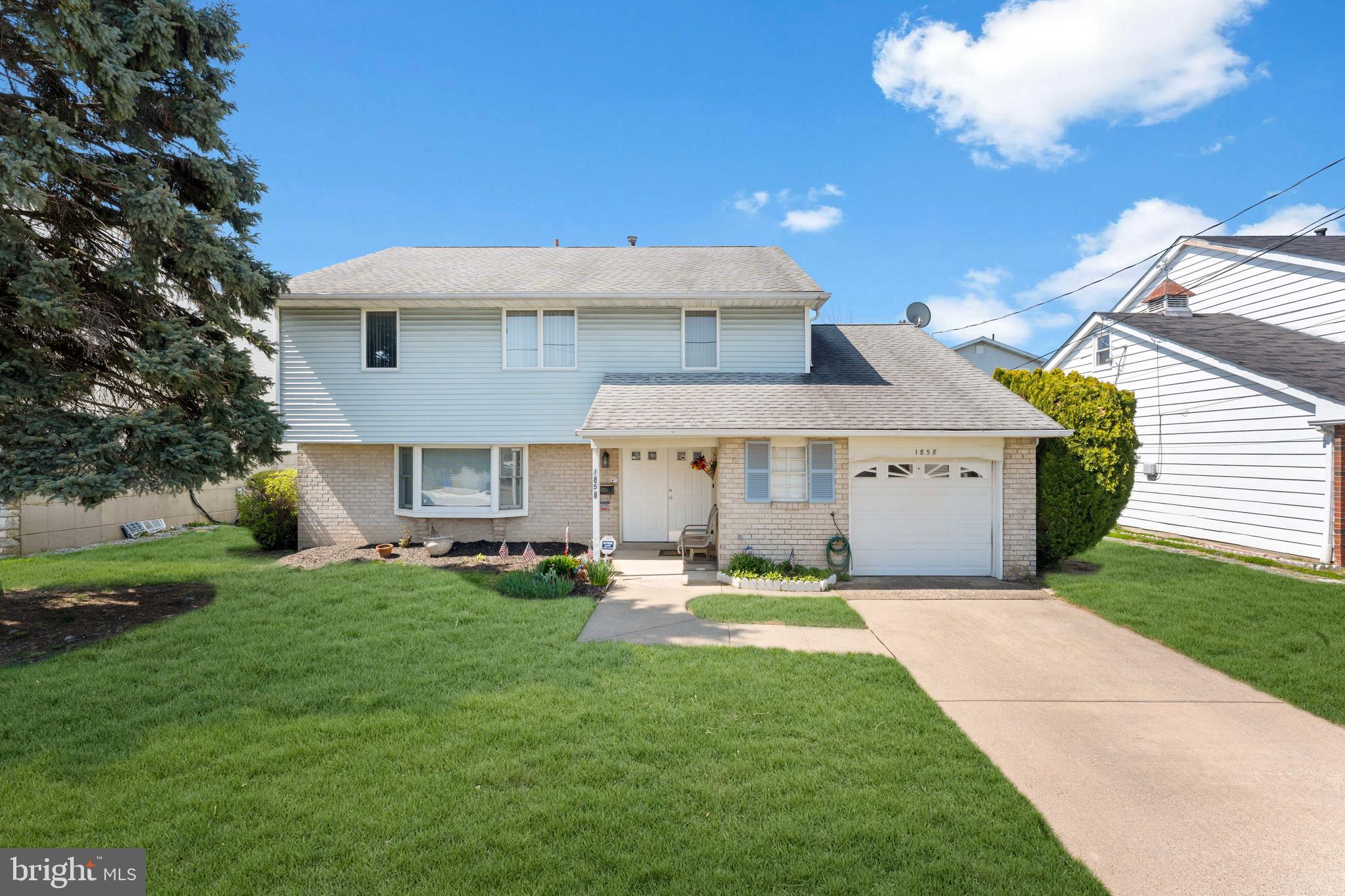 PHILADELPHIA (NORTHEAST) - Residential