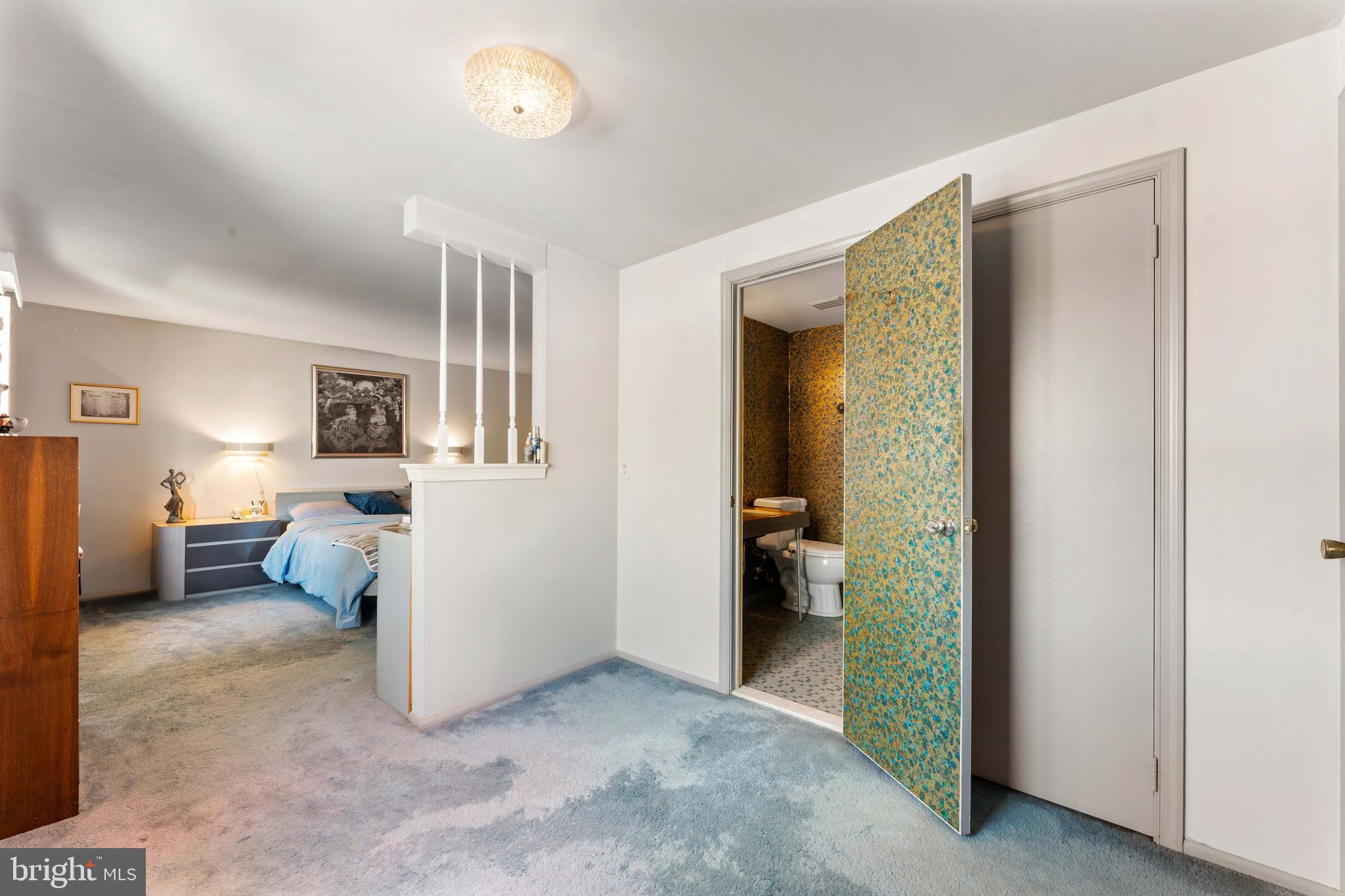 PHILADELPHIA (NORTHEAST) - Residential