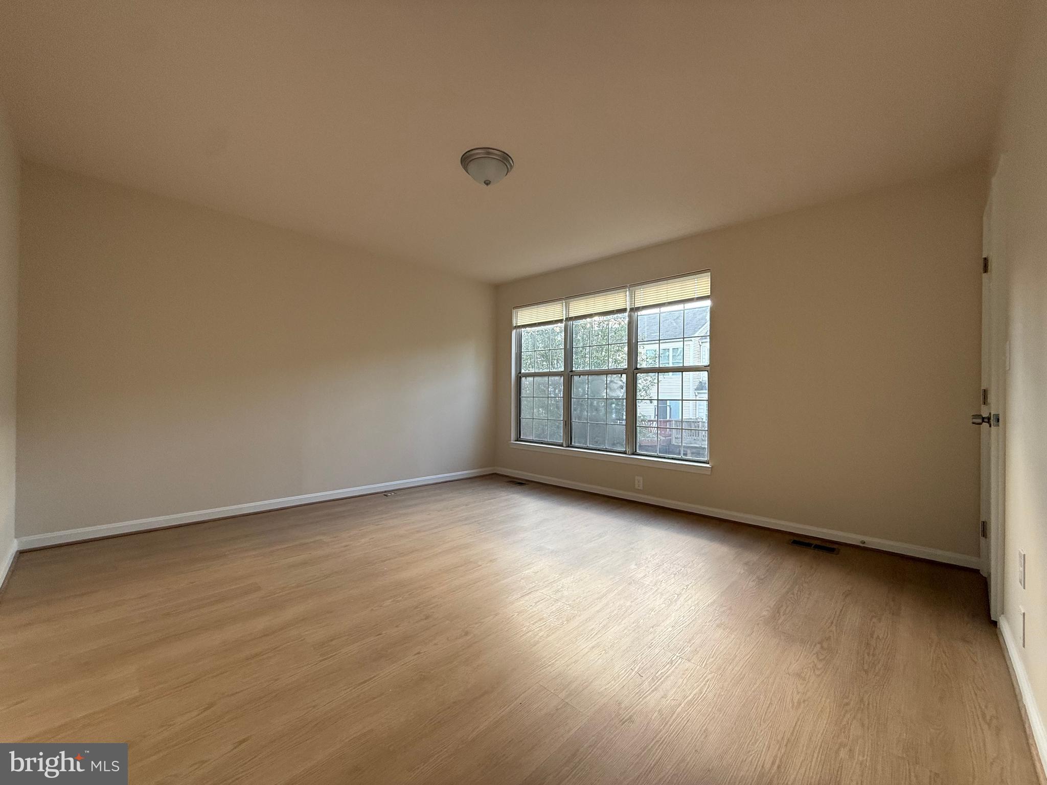 PLEASANT HILLS - Residential Lease