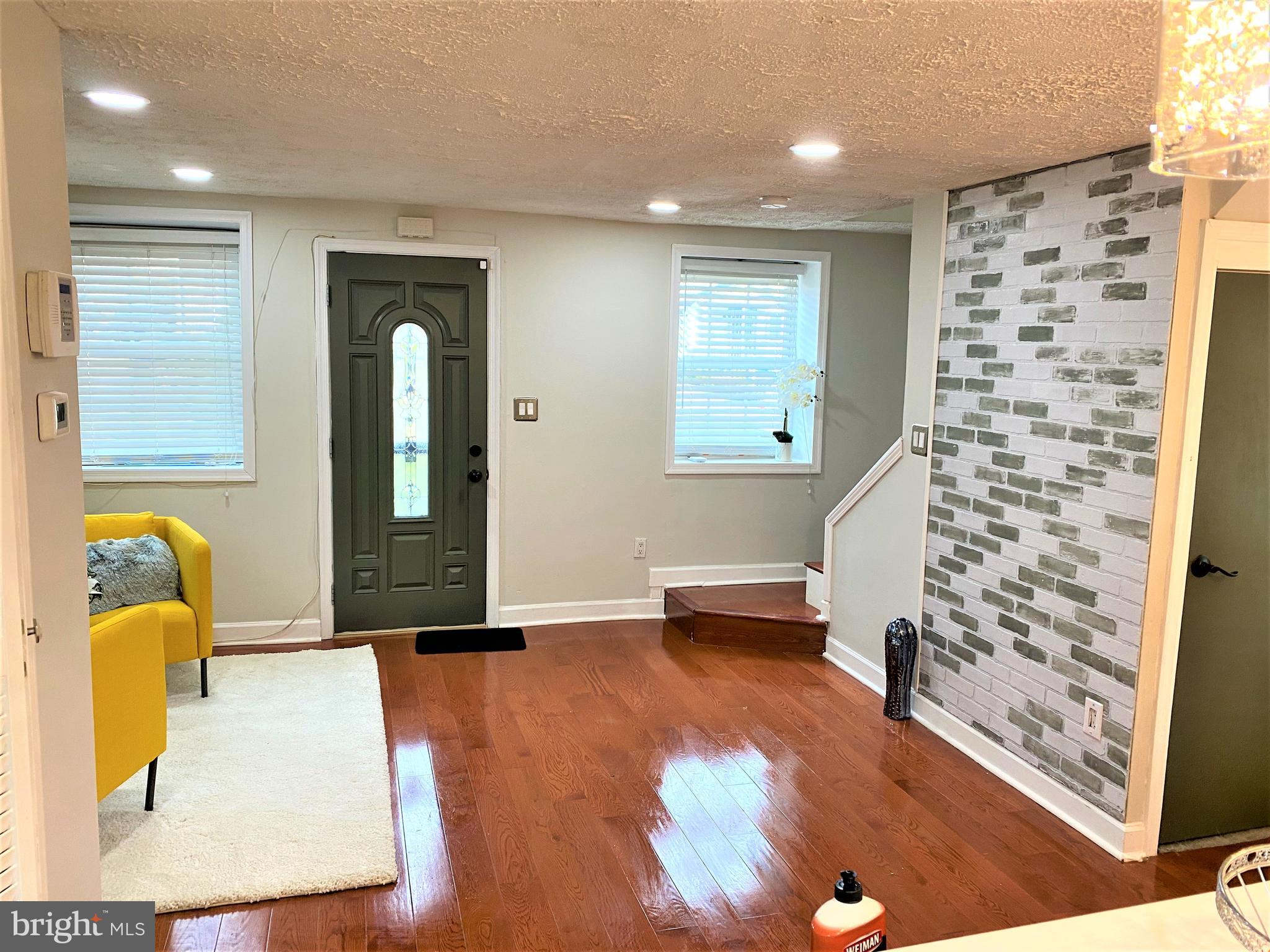 CEDAR HILL - Residential