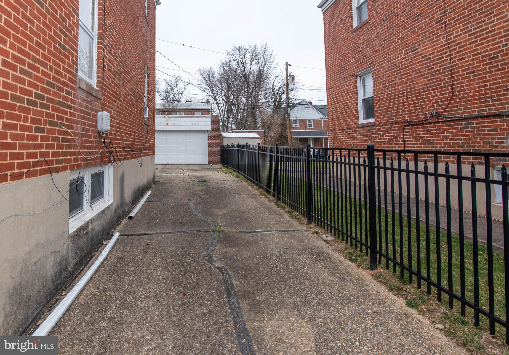 EVESHAM PARK - Residential