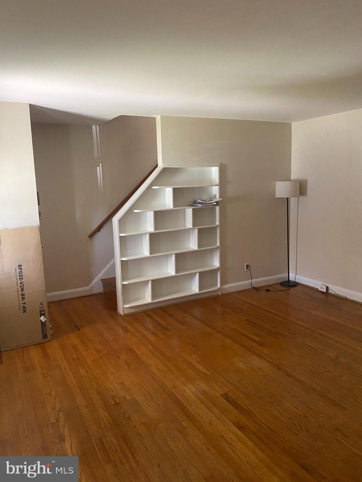 906 MASEFIELD ROAD