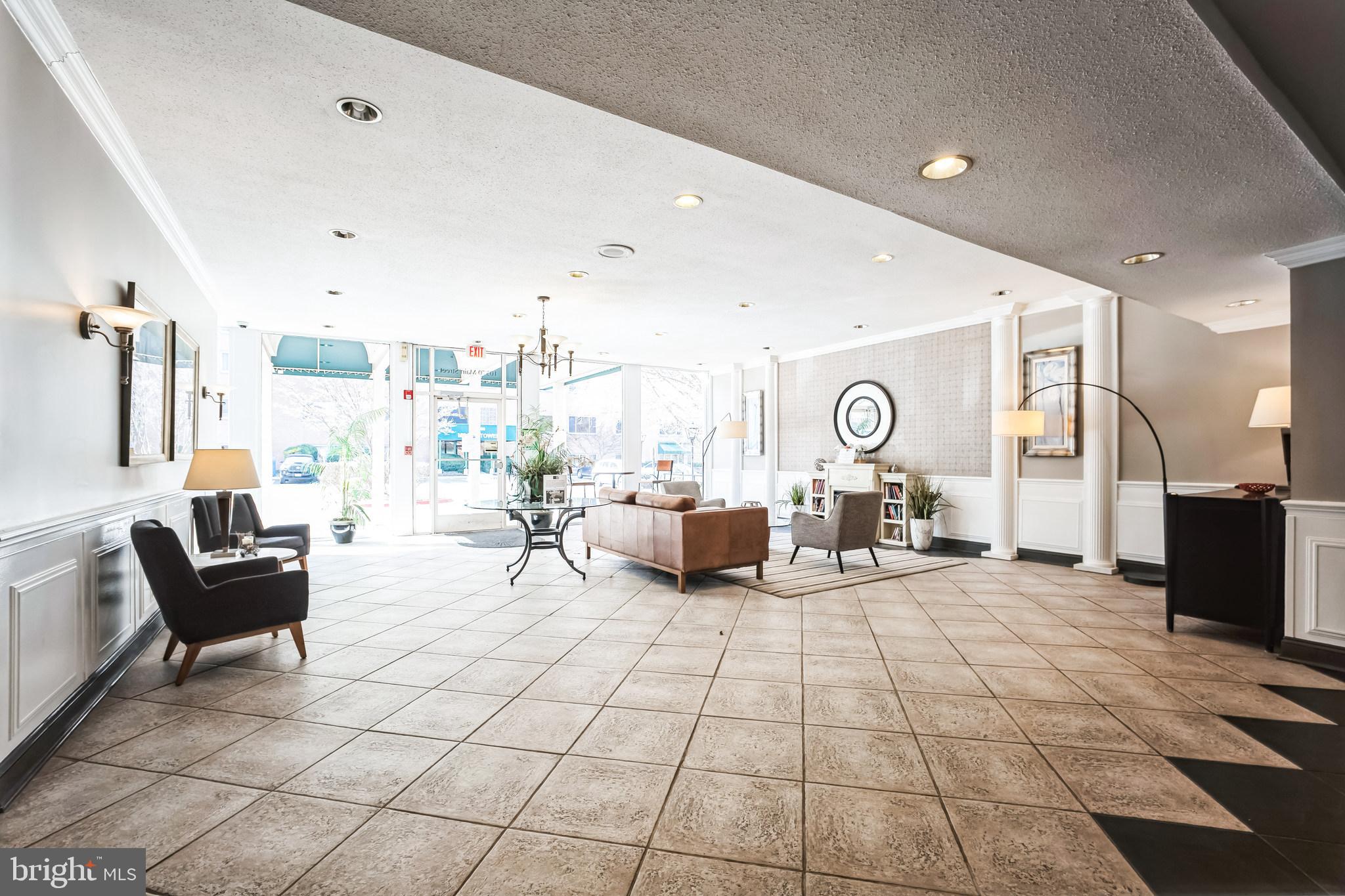 MAIN STREET GREEN - Residential