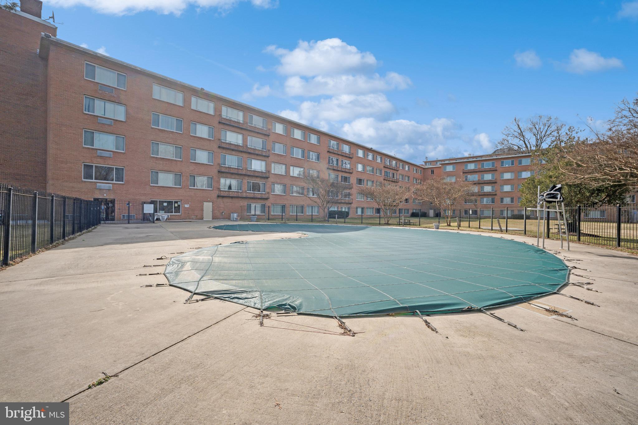 MAIN STREET GREEN - Residential