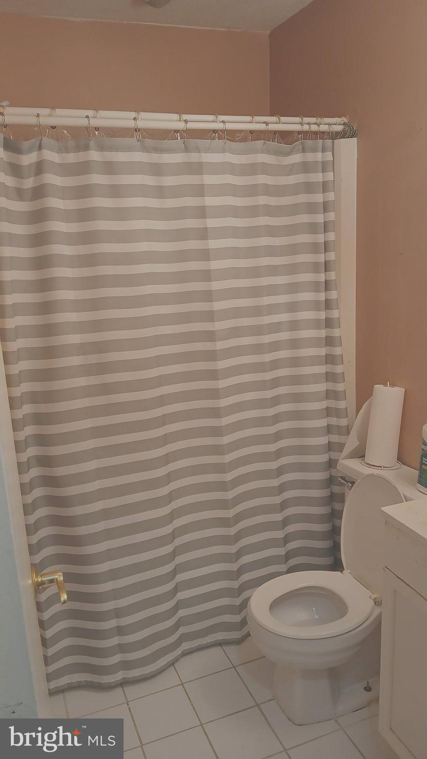 CLINTON WOODS - Residential