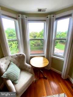 1305 E CAPITOL STREET SE 302