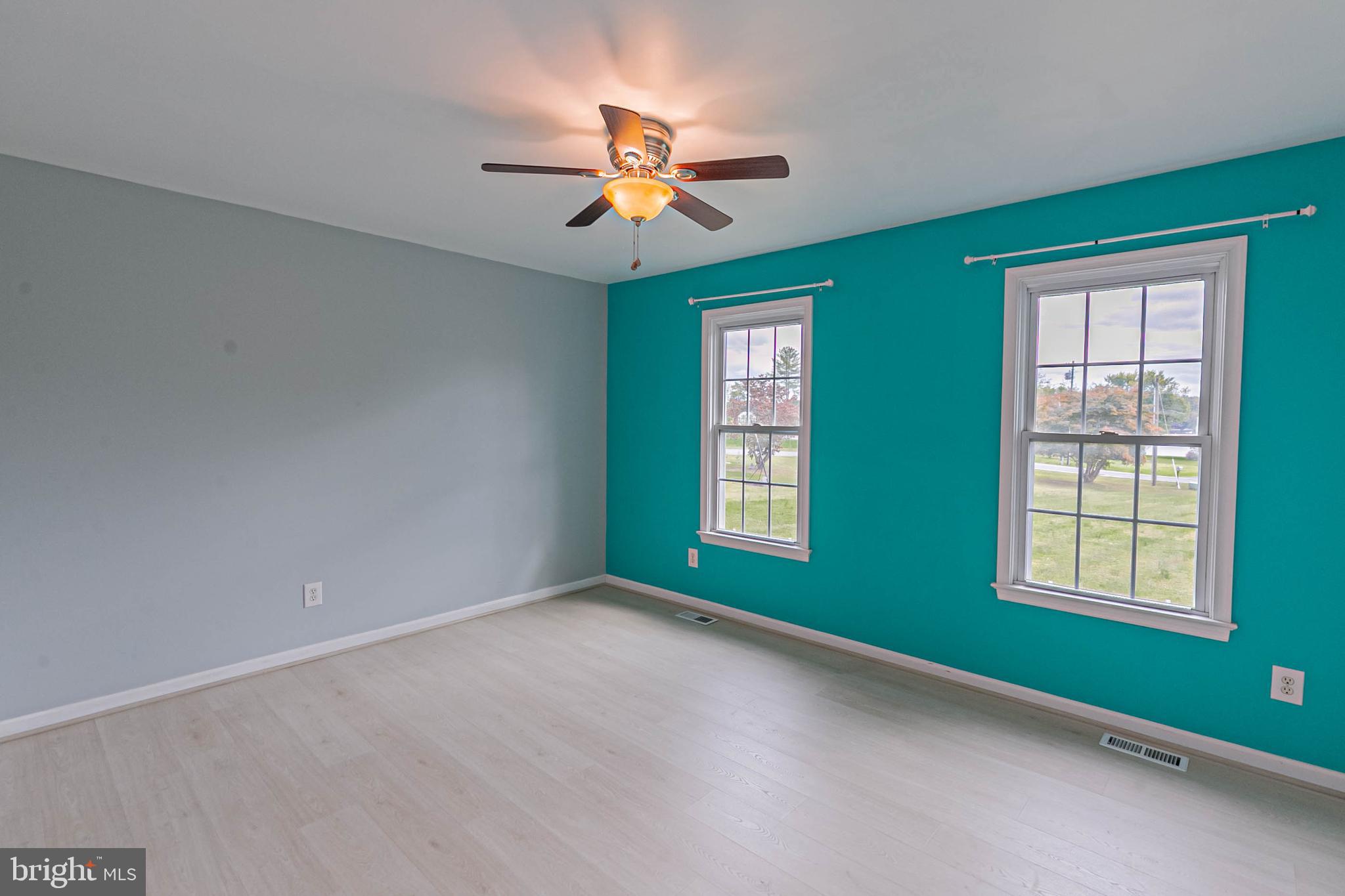 LAKE CAROLINE - Residential