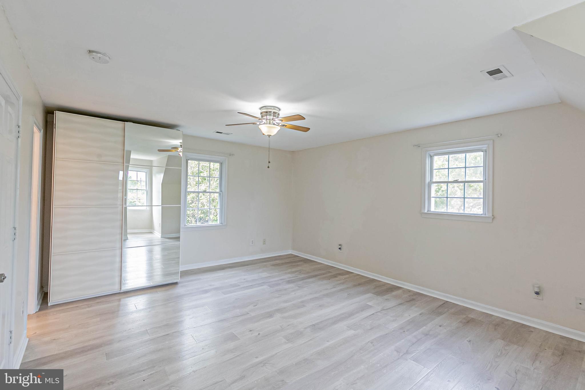 LAKE CAROLINE - Residential