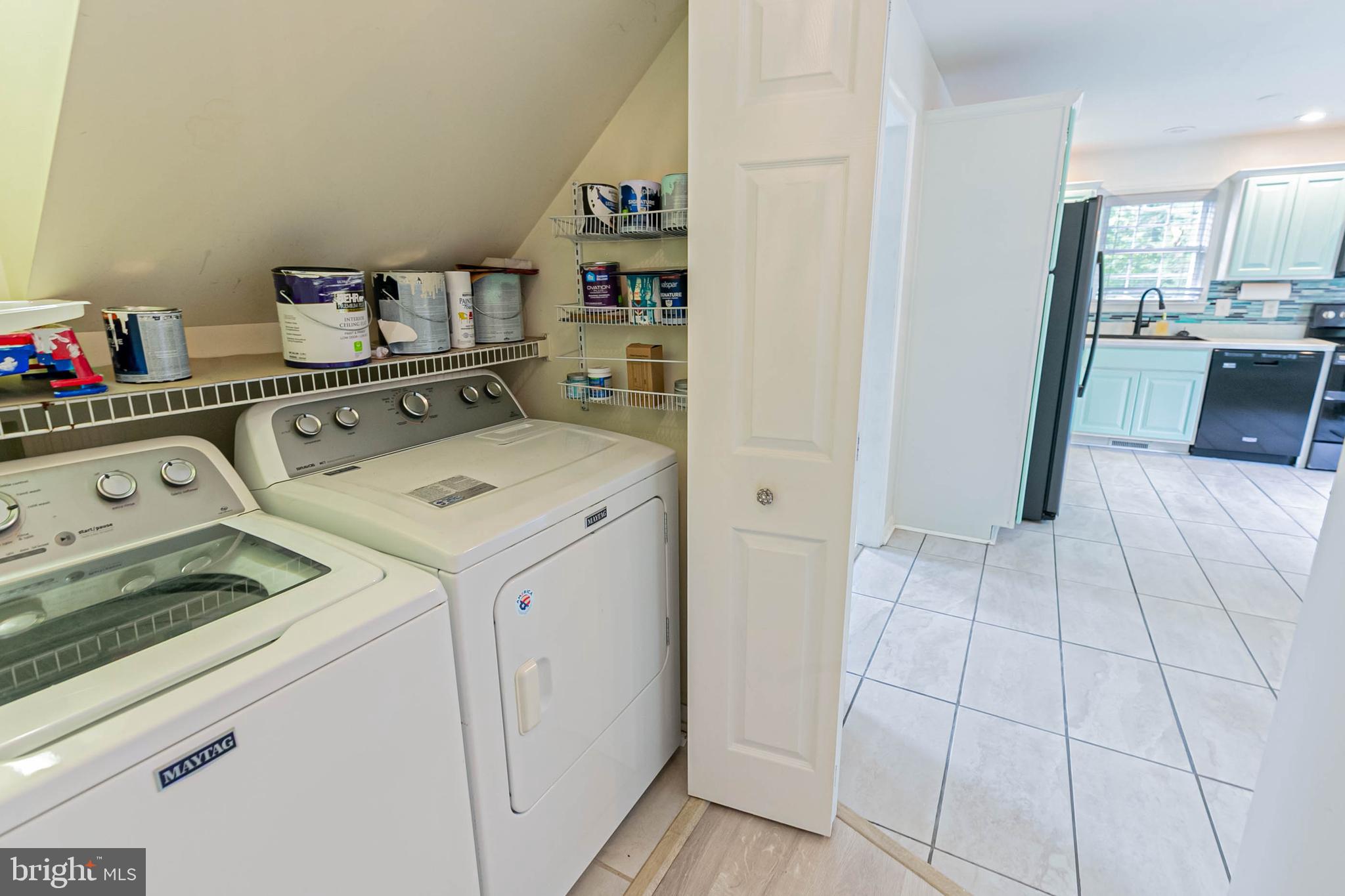 LAKE CAROLINE - Residential