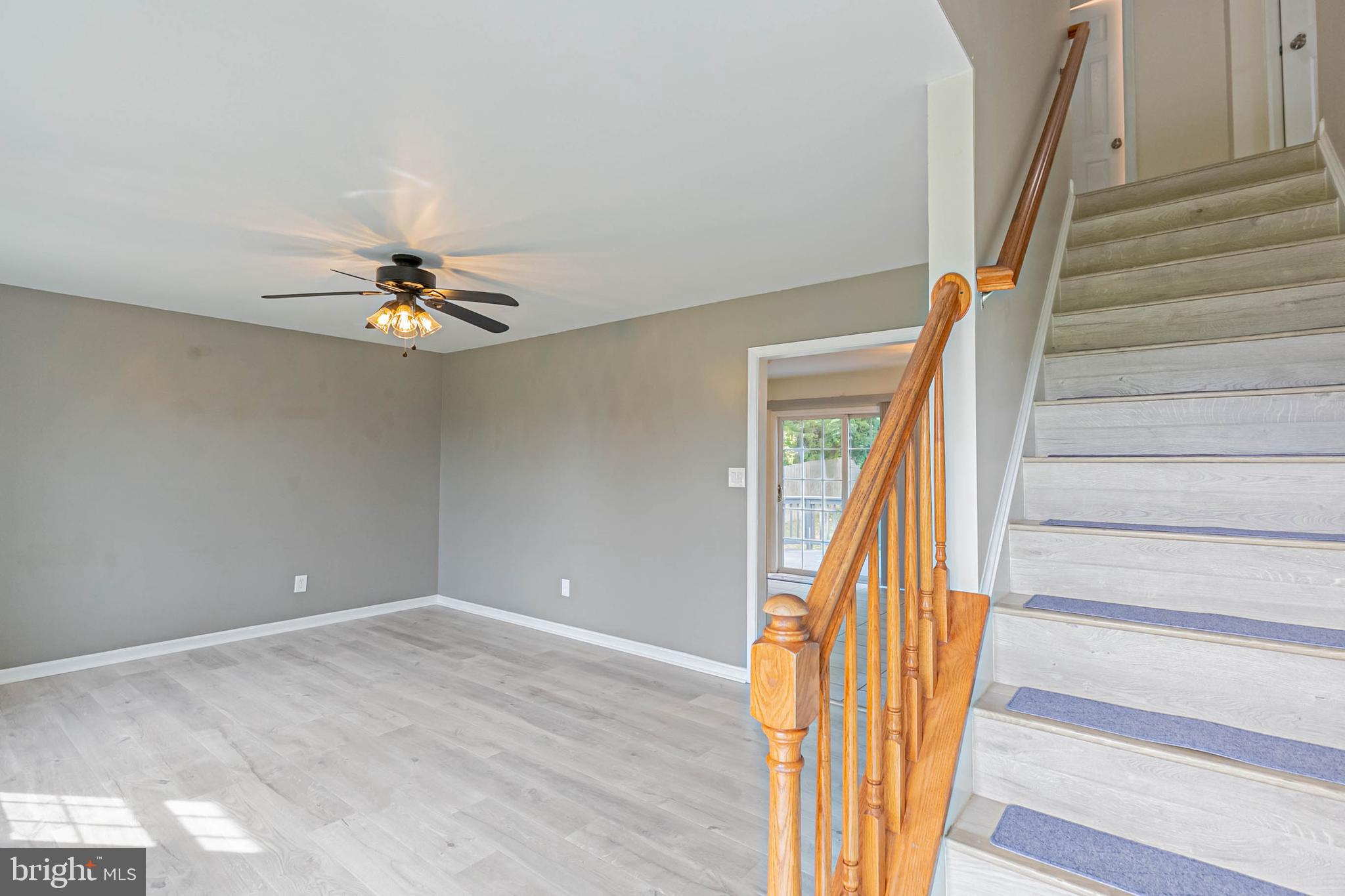 LAKE CAROLINE - Residential