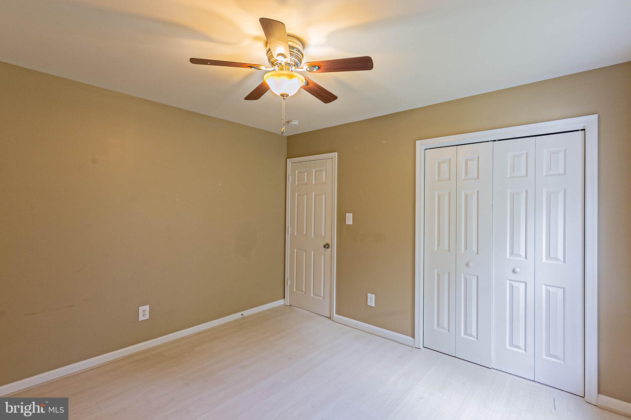 LAKE CAROLINE - Residential