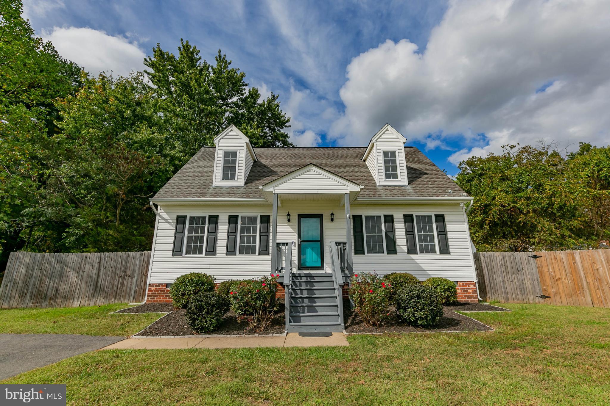 LAKE CAROLINE - Residential